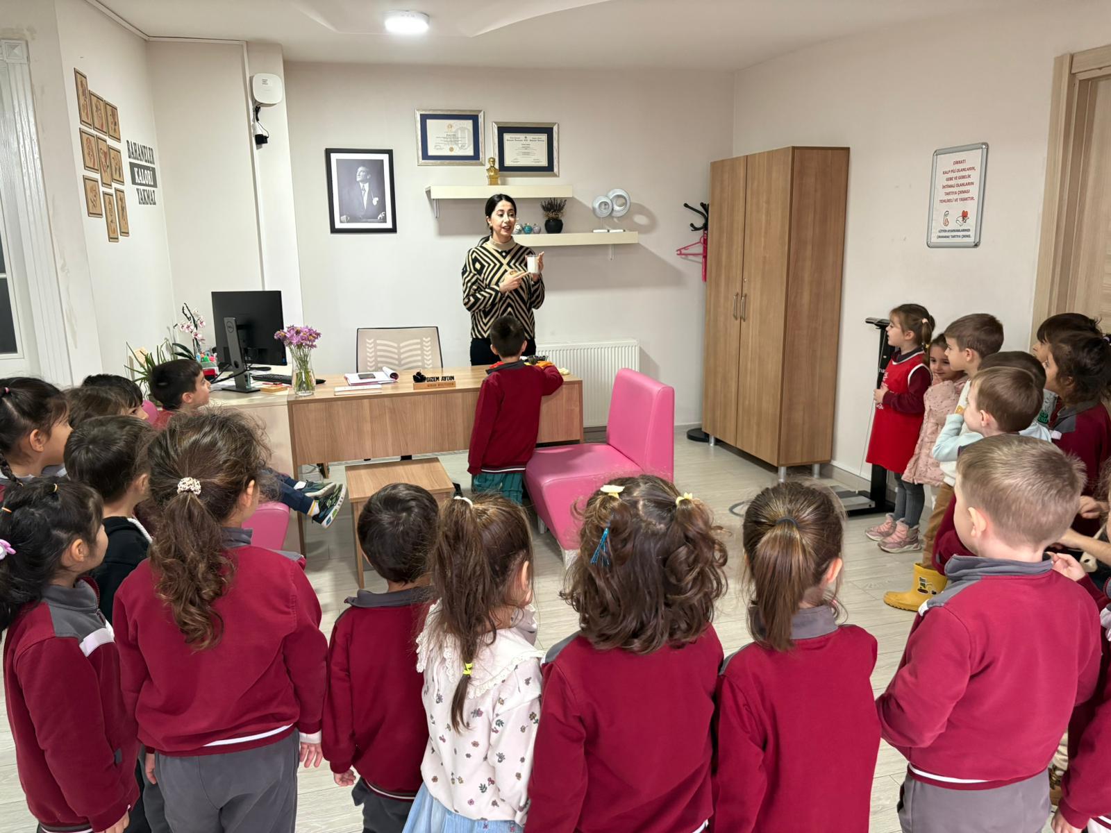 Mektebim Koleji miniklerinden İZGİM’e ziyaret (8)