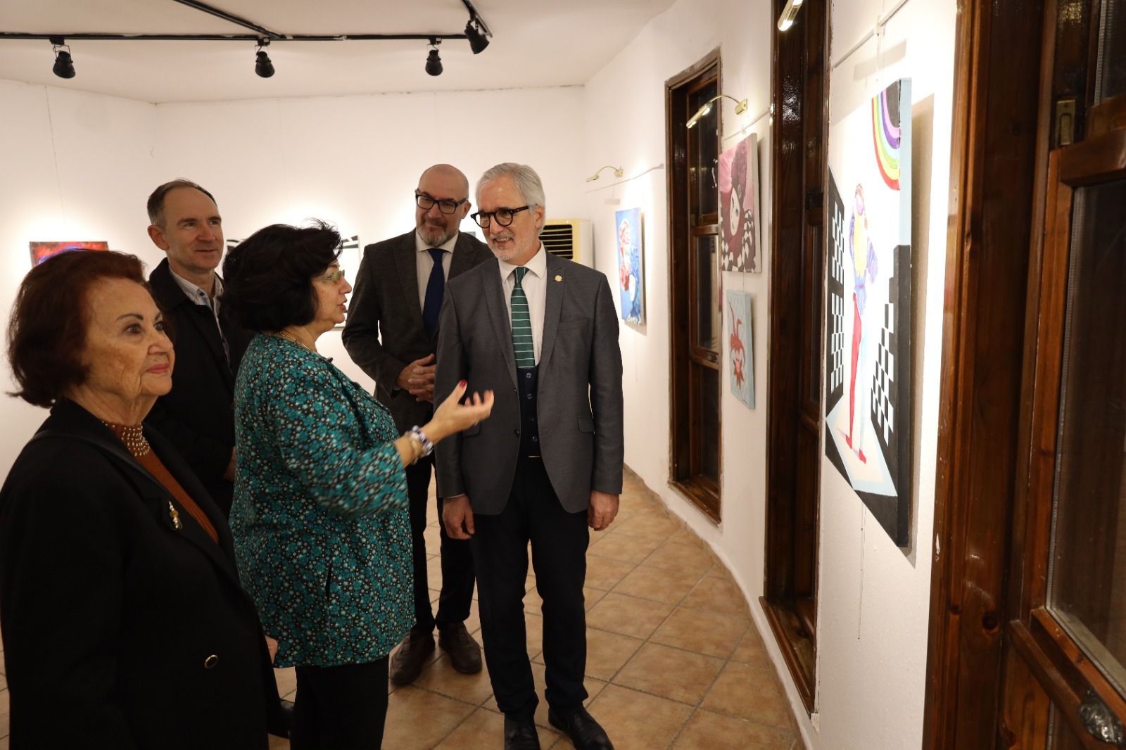 Three Artists sergisi sanatseverlerle buluştu (4)