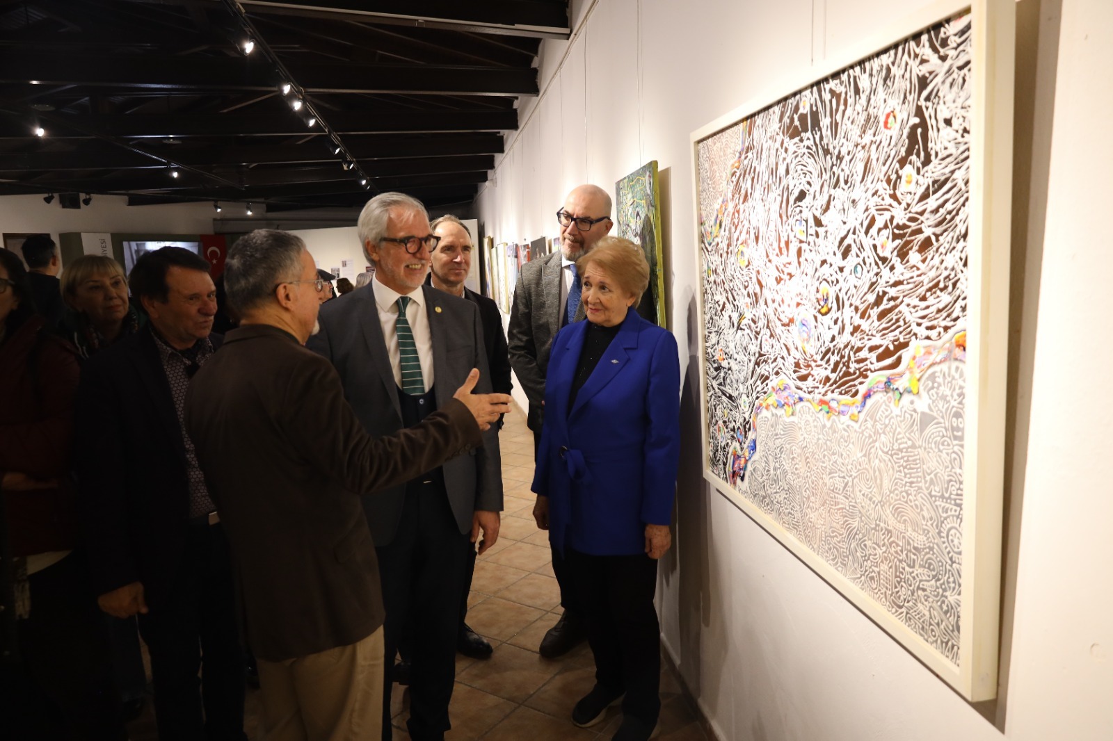 Three Artists sergisi sanatseverlerle buluştu (5)