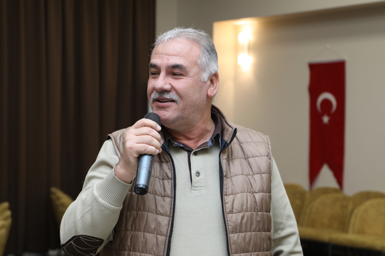 Yenişehir Mahalle Muhtarı Zeki Uysal