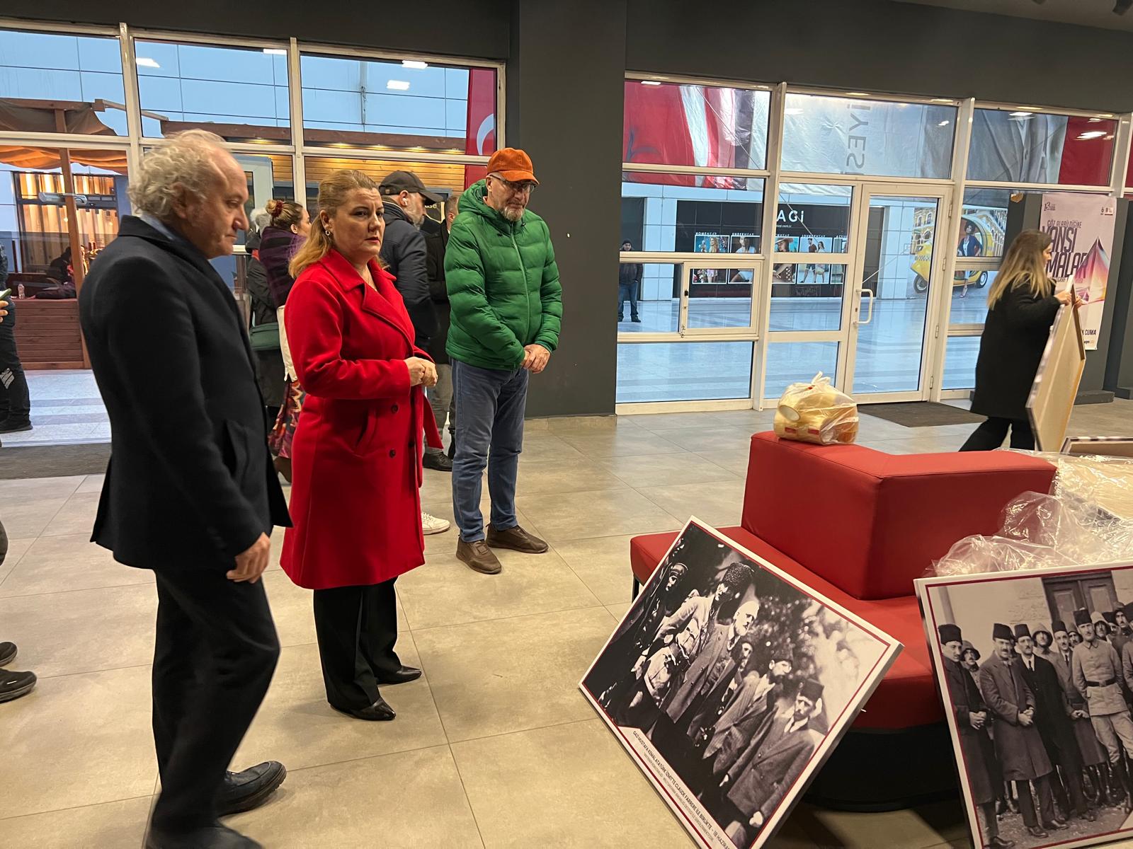 Baskan Hürriyet, _Cumhuriyet'in Ilk Duragi Izmit_ belgeseli heyecanina herkesi davet etti (4)