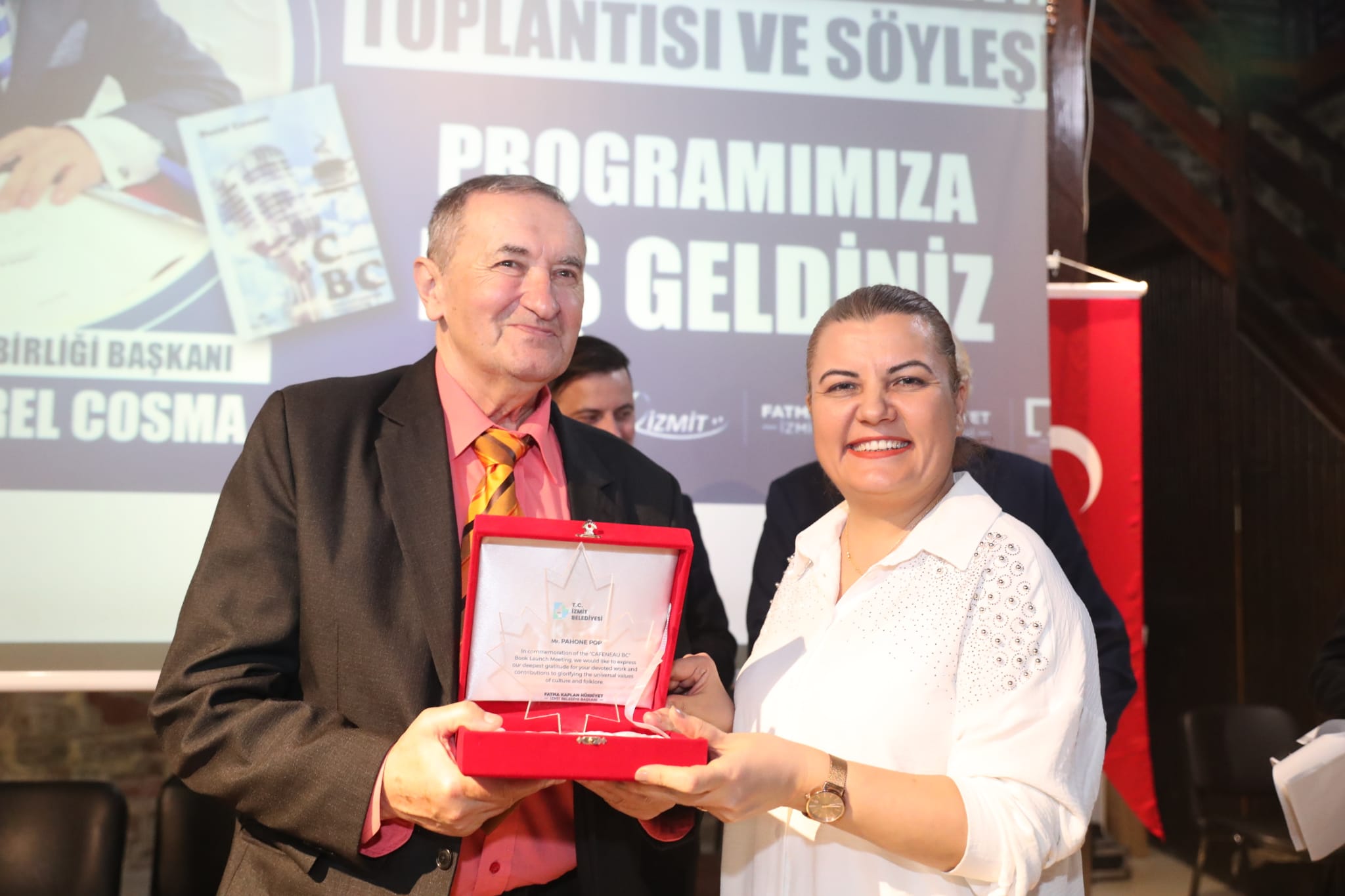 Baskan Hürriyet, _Izmit'in kültürel tarihini sinirlar ötesine tasimaya çalisiyoruz_ (9)