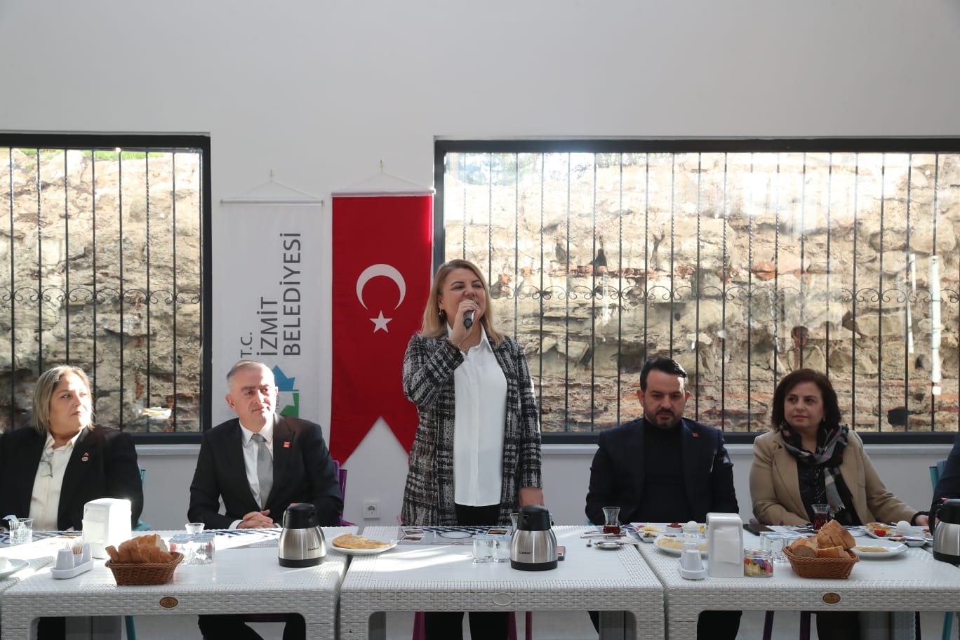 Baskan Hürriyet, kirsal mahalle muhtariyla bulustu (6)
