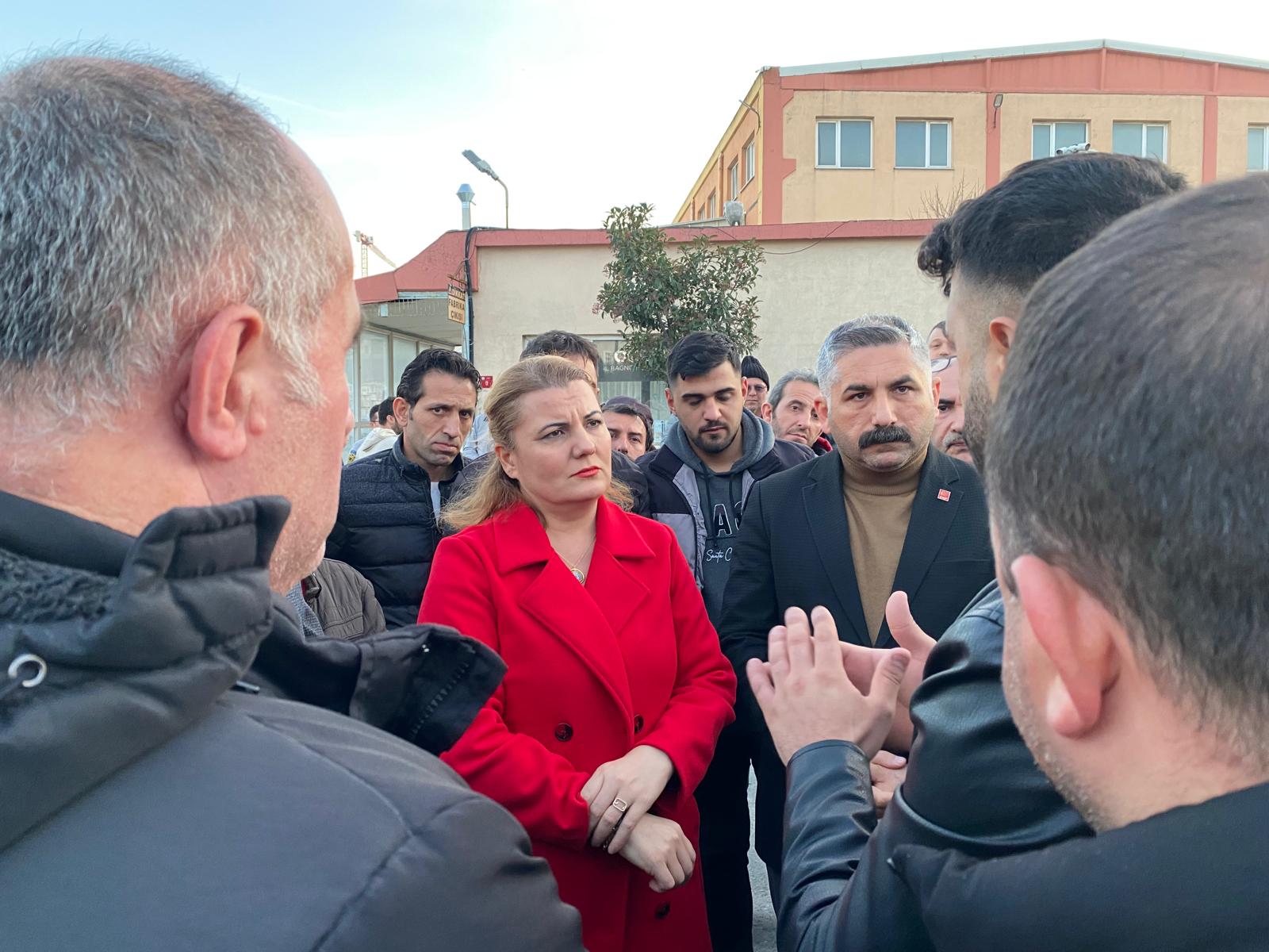 Başkan Hürriyet’ten, haklarını isteyen işçilere destek (6)
