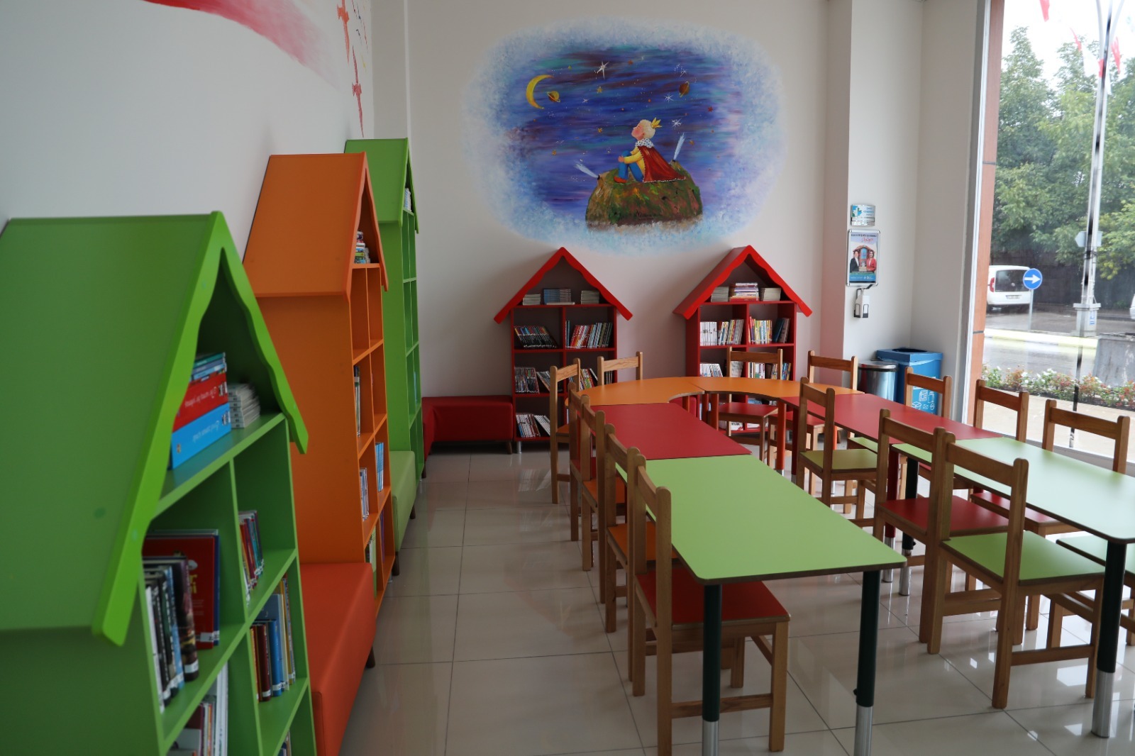 İZGİM Çocuk Kütüphanesi artık hafta sonları da açık olacak (5)