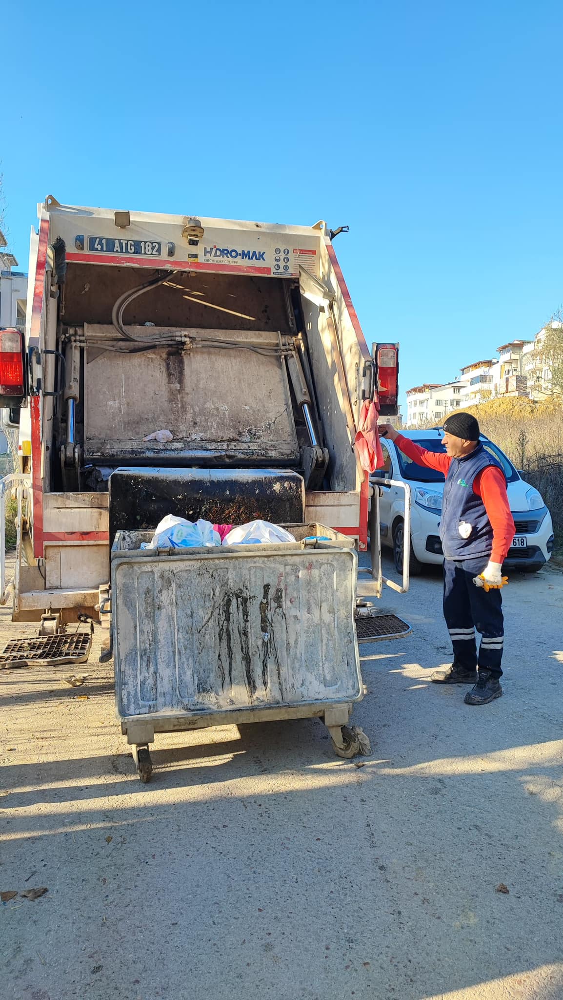 İzmit 2024’te temizlikte öncü oldu 116 bin ton çöp toplandı (27)