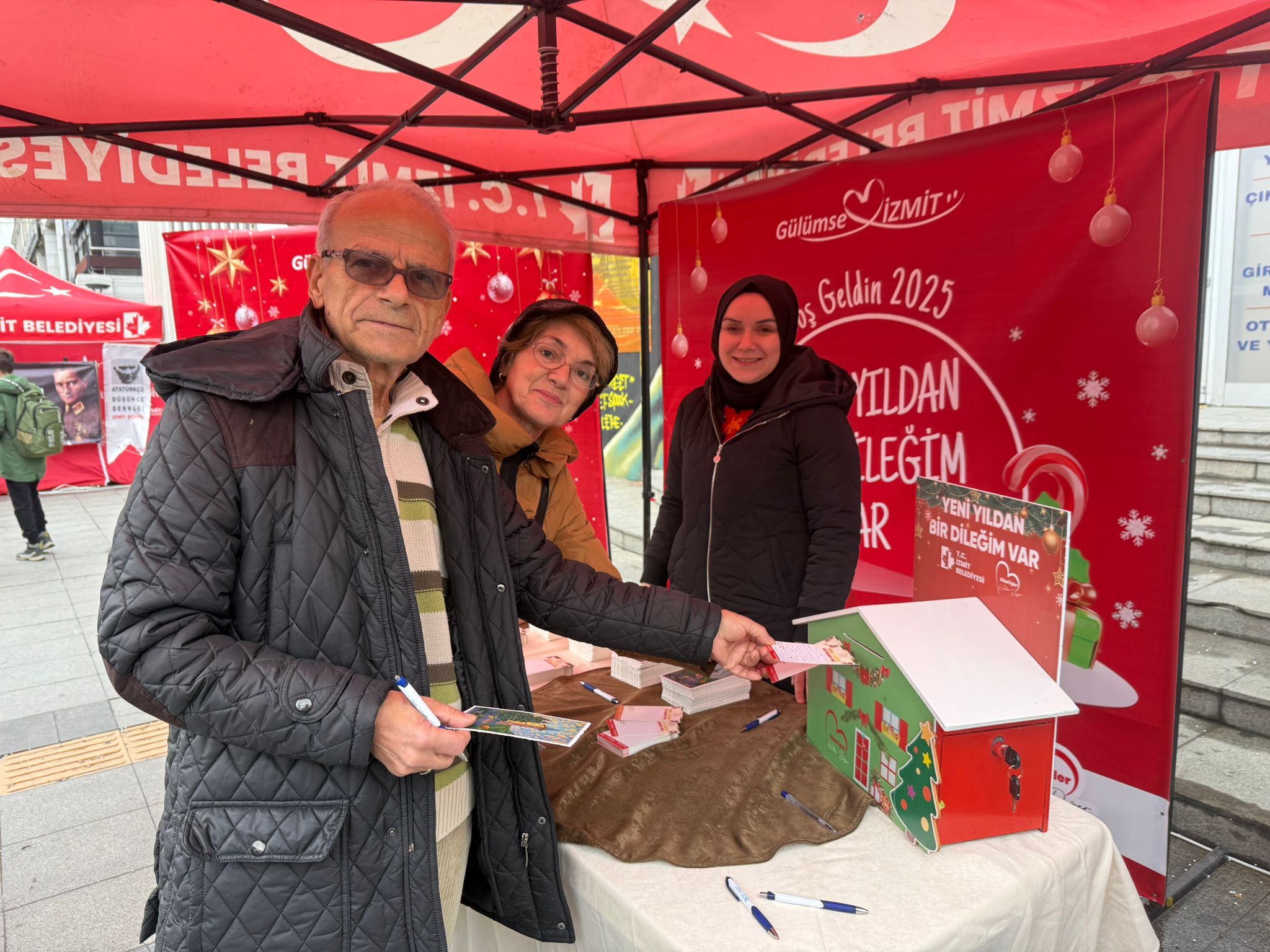 Izmit Belediyesi, 2024'e renkli bir veda sunuyor (14)