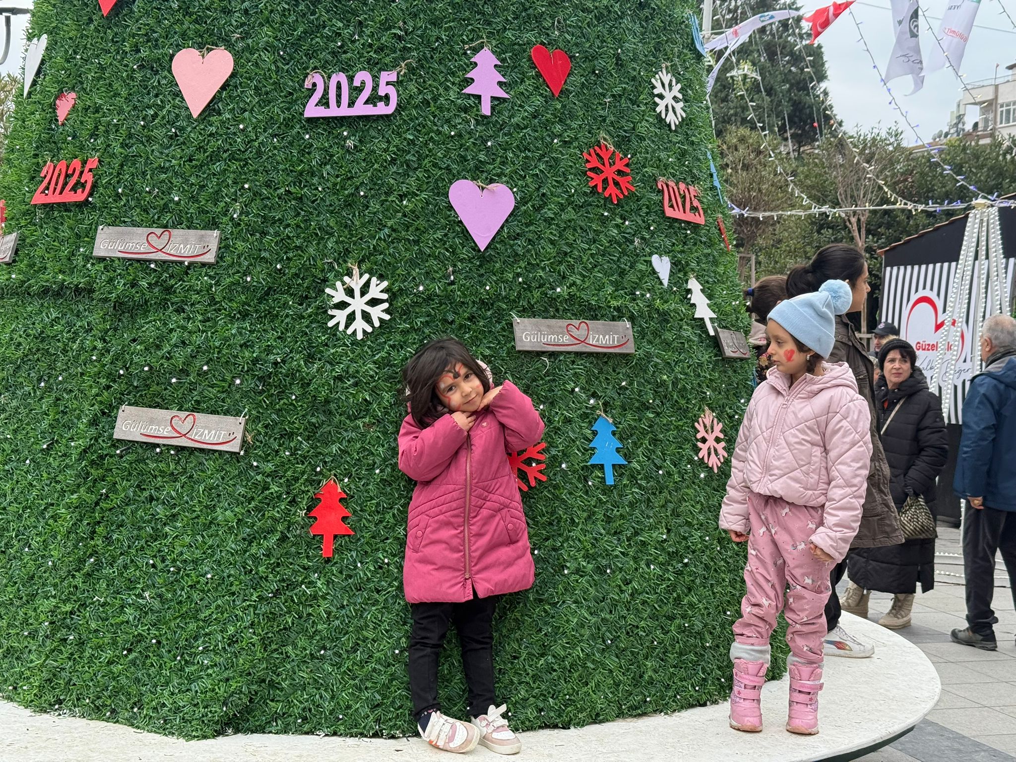 Izmit Belediyesi, 2024'e renkli bir veda sunuyor (9)