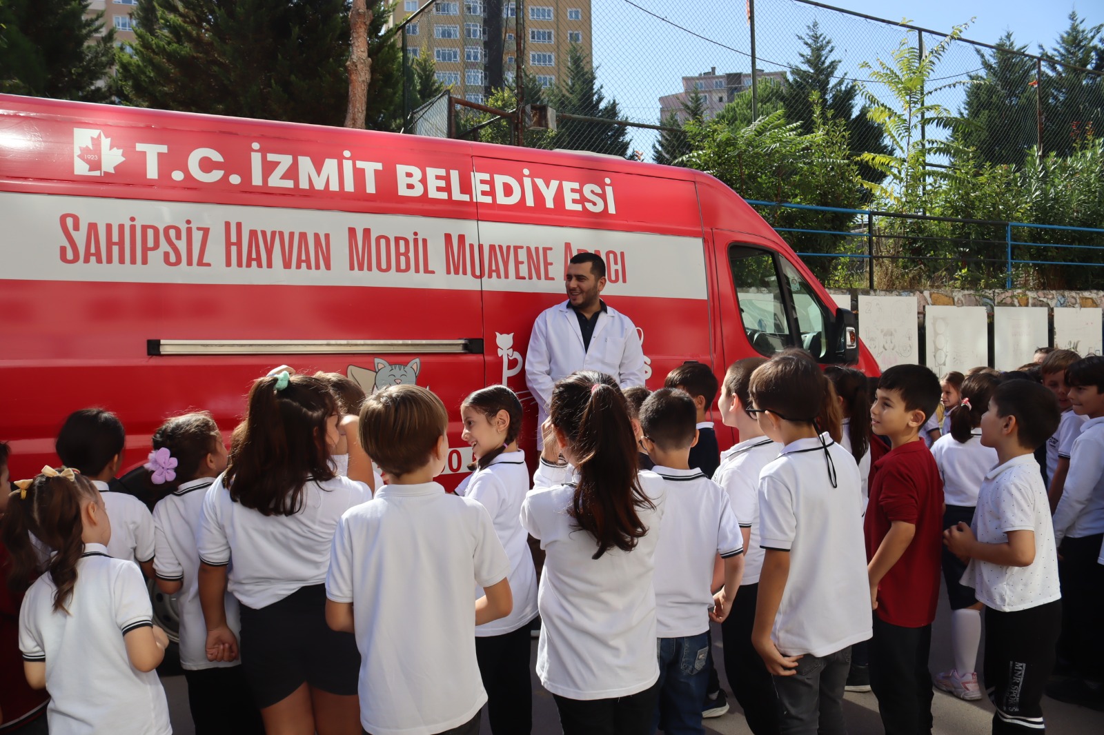 Izmit Belediyesi, 2024te halk sagligini korurken sokak hayvanlarini unutmadi (1)