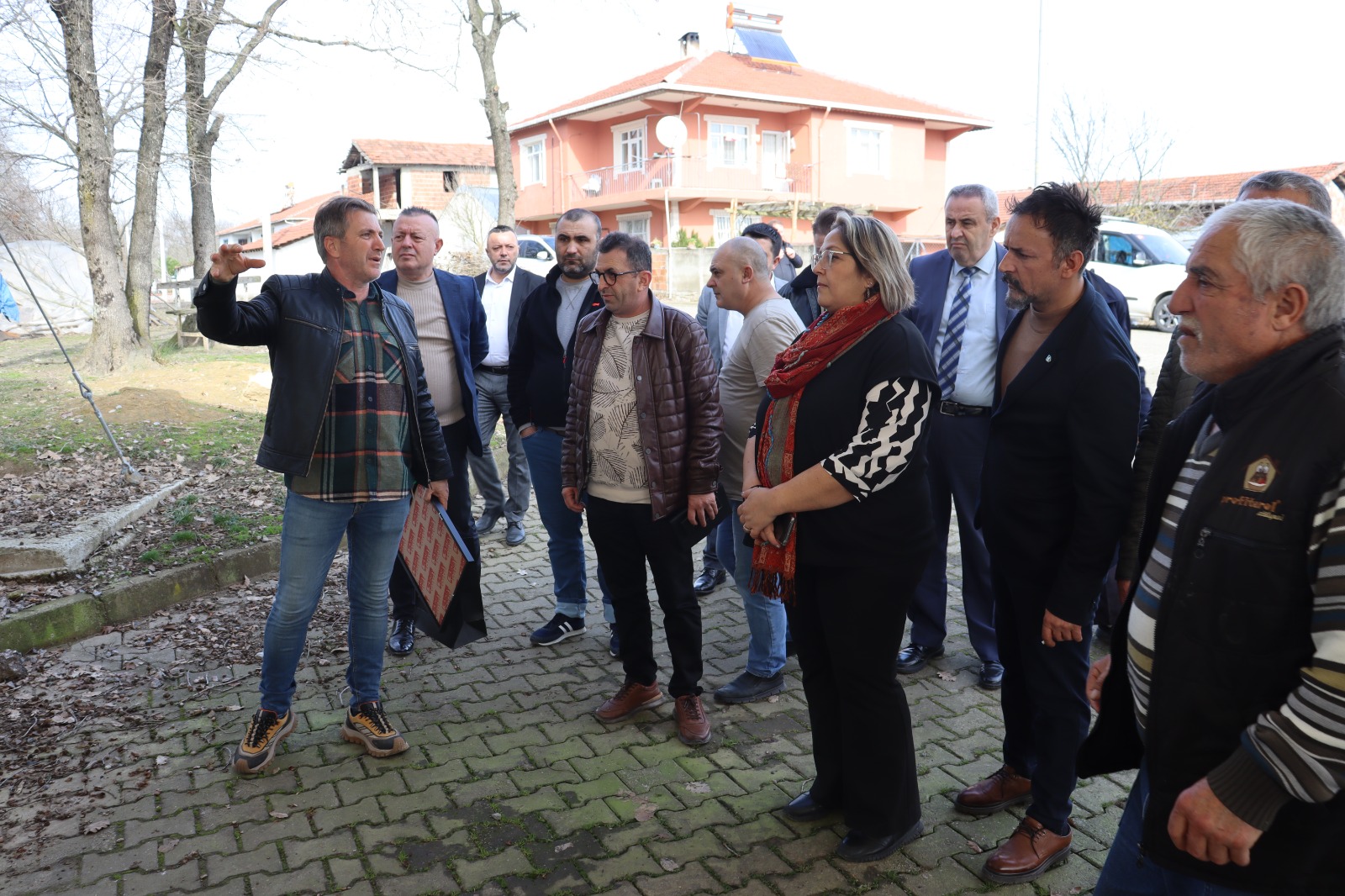 Izmit Belediyesi, Balören ve Gülbahçe Kadriye Mahallesi sakinlerini dinledi (12)