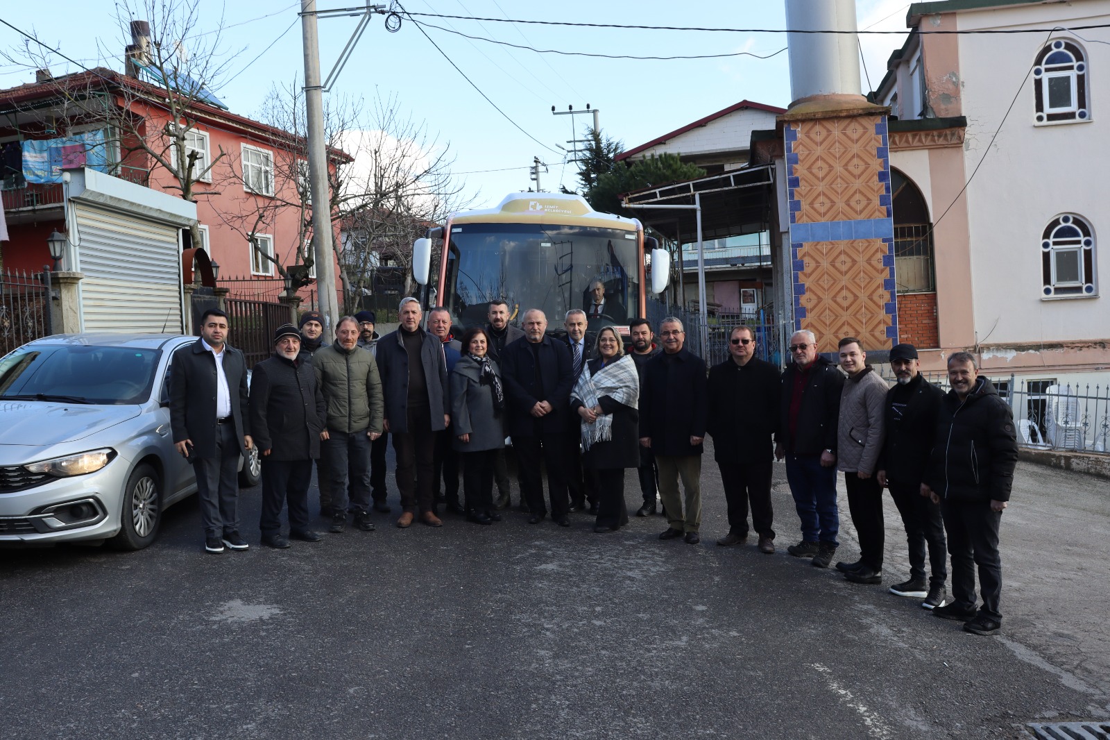 İzmit Belediyesi Çubuklubala sakinlerinin ihtiyaçlarını yerinde tespit etti (3)