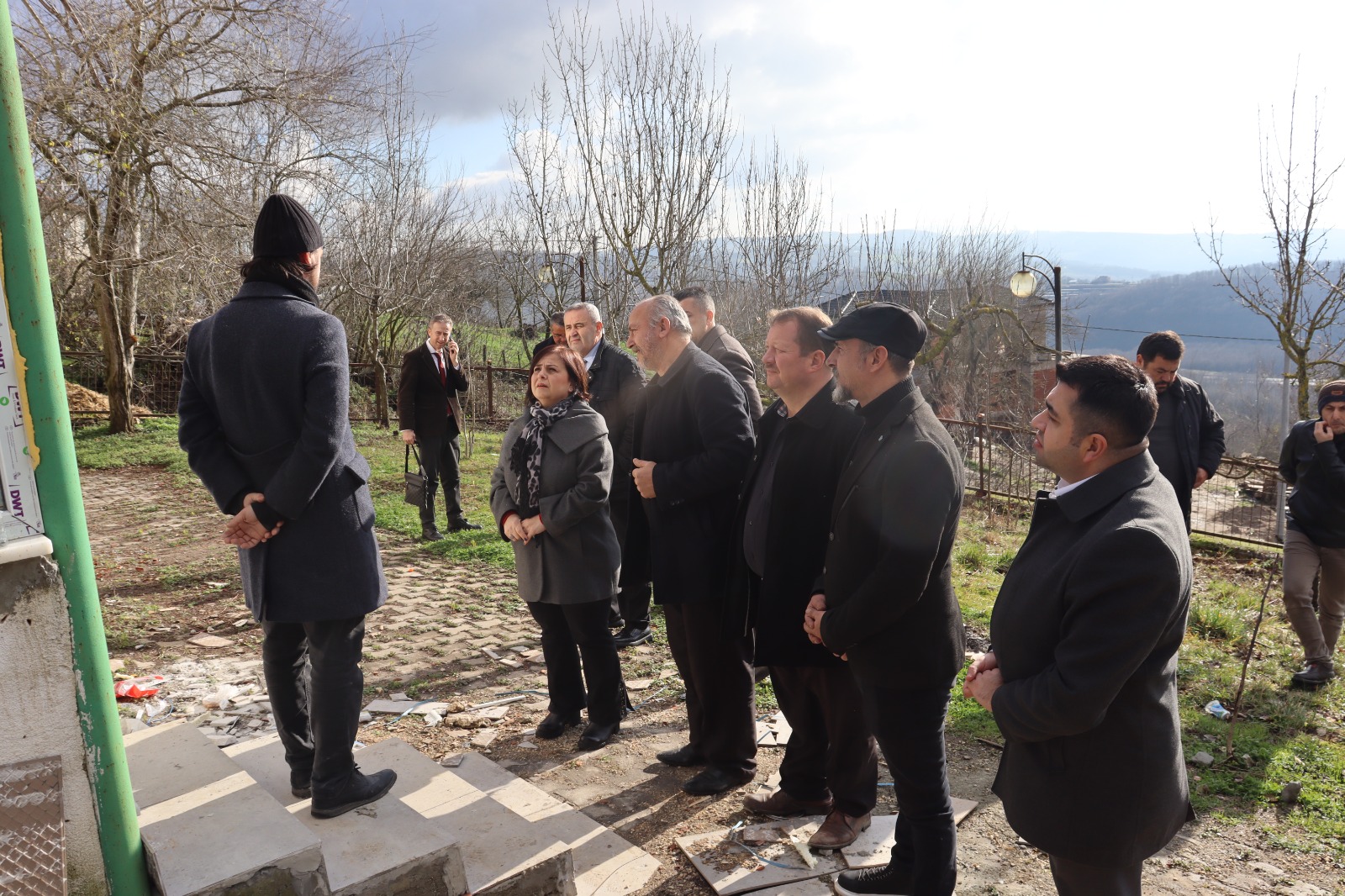 İzmit Belediyesi Çubuklubala sakinlerinin ihtiyaçlarını yerinde tespit etti (6)