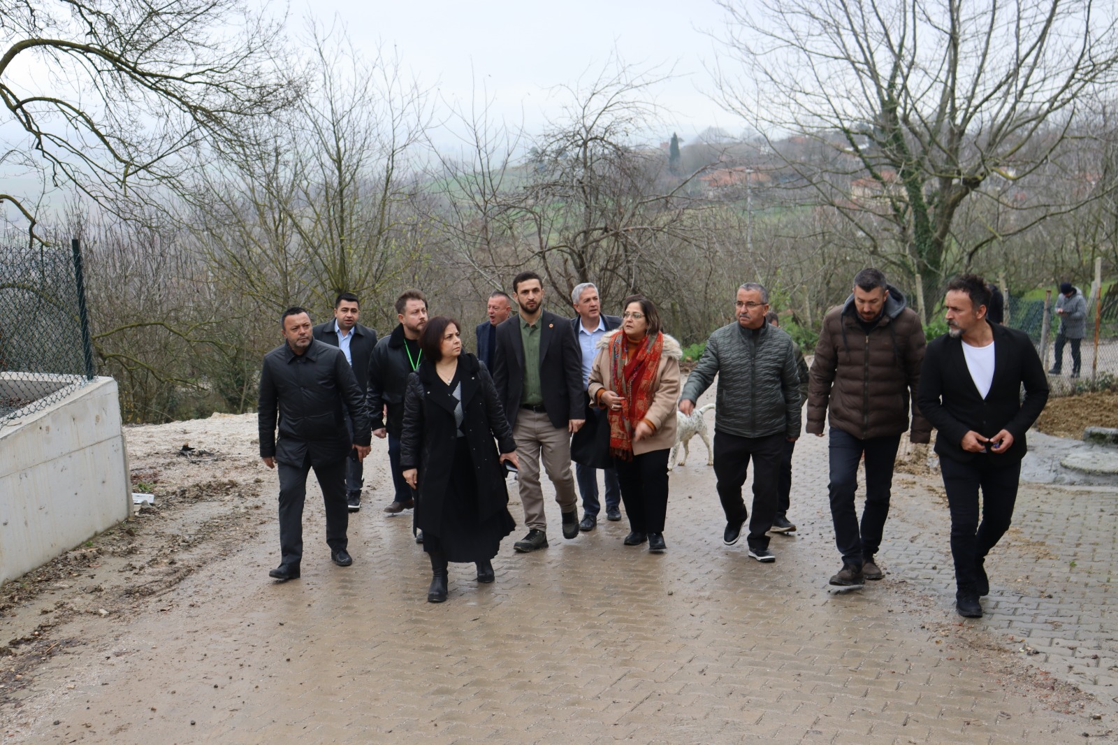 İzmit Belediyesi, Güvercinlik Mahallesi'nde ihtiyaçları yerinde inceledi (2)