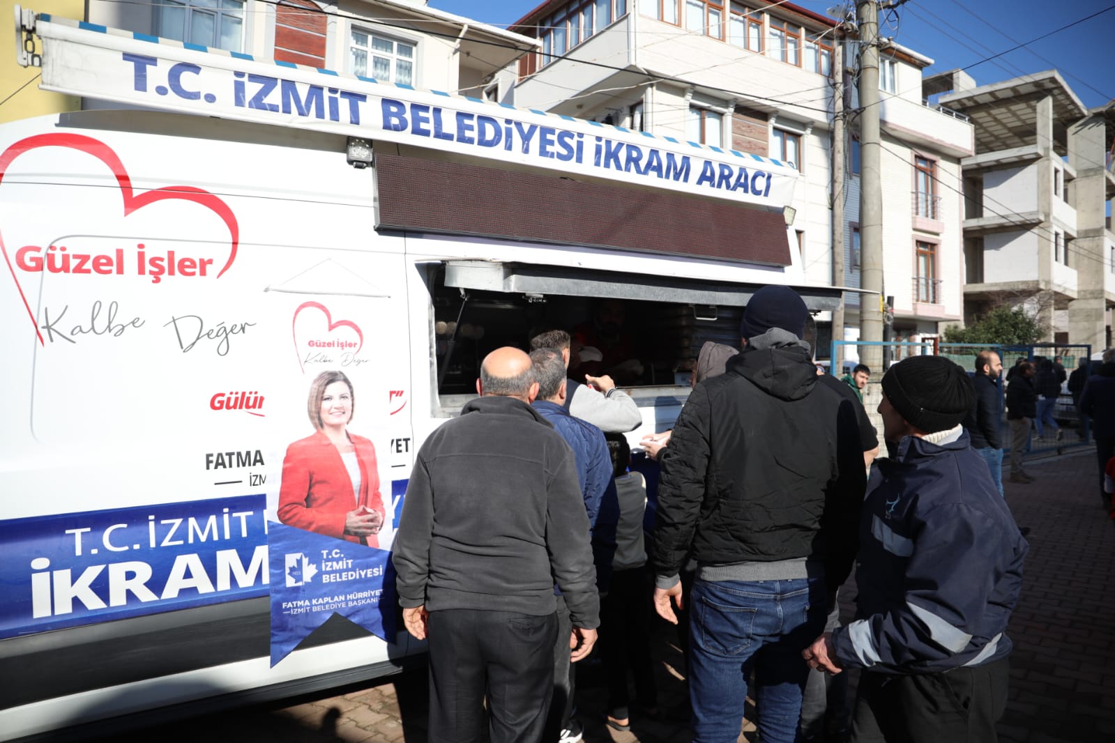 Izmit Belediyesi, bu hafta Darica Eyüboglu Camii cemaati ile bulustu (2)