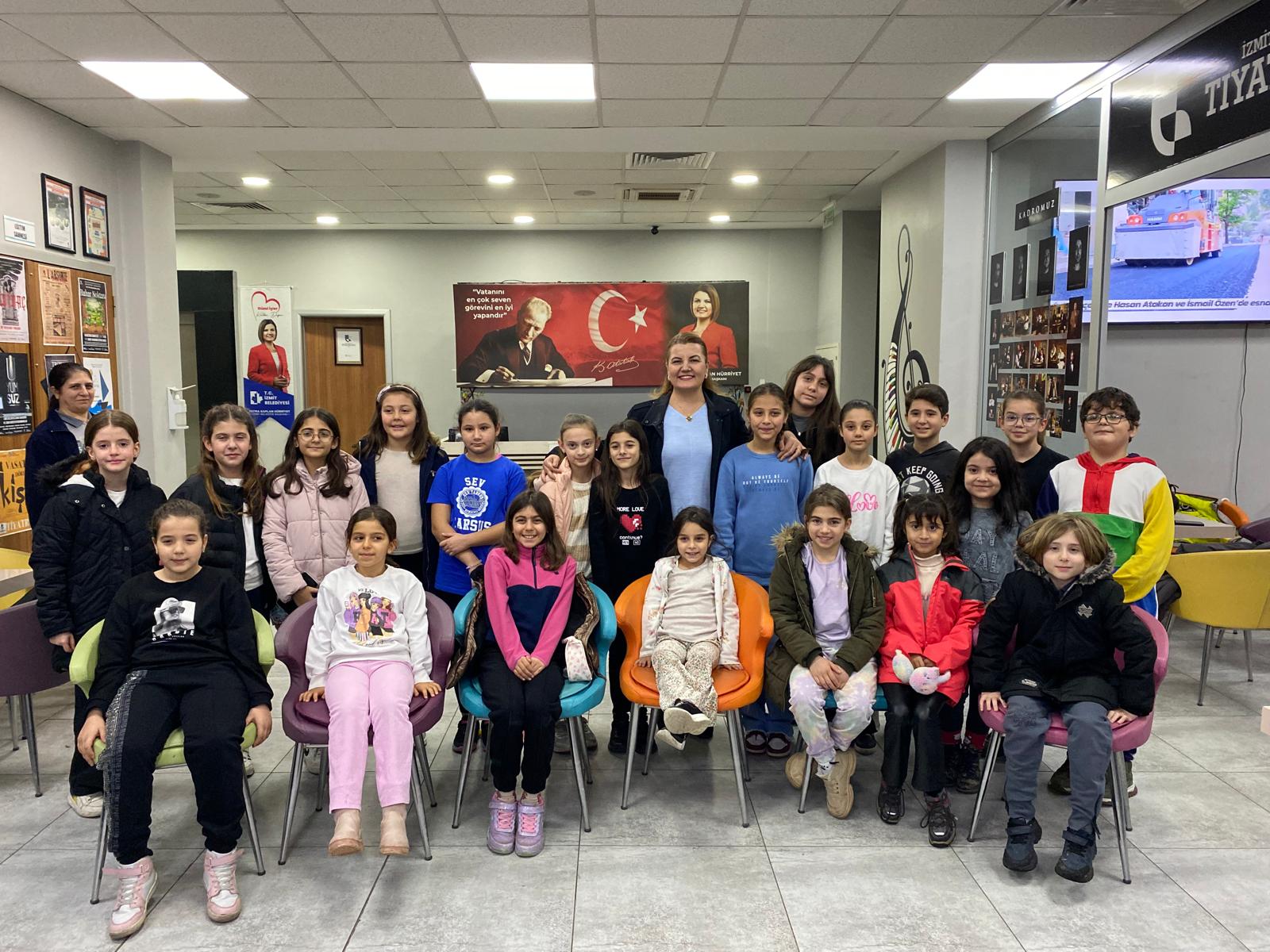 Izmit Belediyesi sanata daha fazla yer açiyor (1)