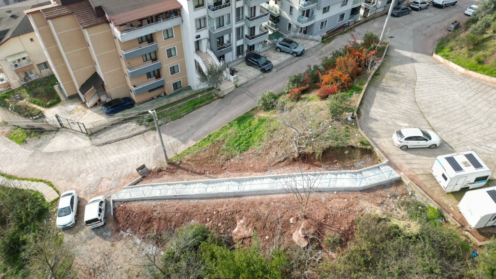 İzmit Belediyesinden Serdar Mahallesi’ne yeni merdiven (4)