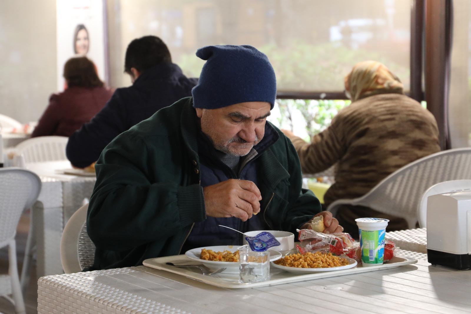 İzmit Kent Lokantaları Ekonomik krizin ortasında sosyal belediyeciliğin gücü (2)