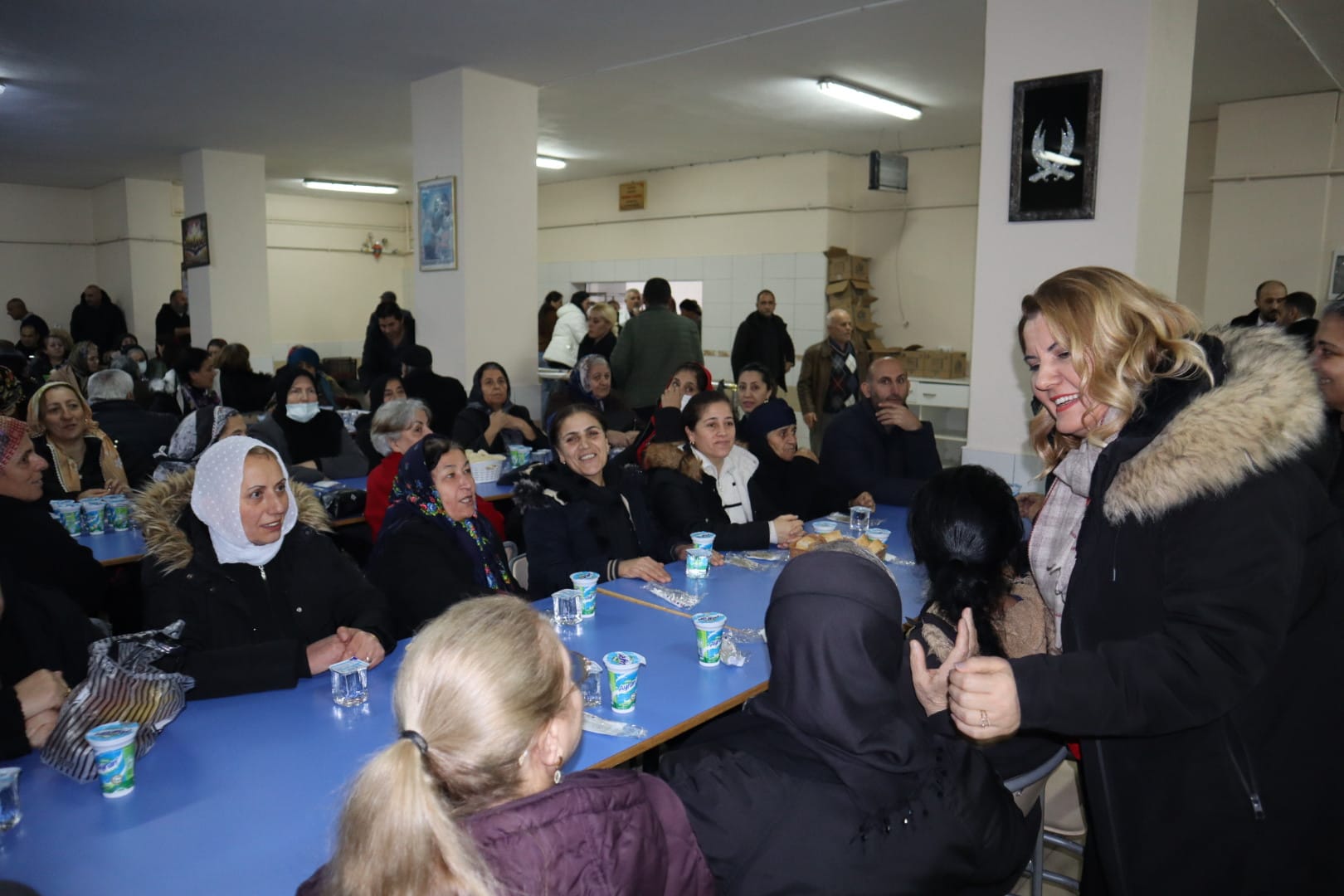 Başkan Hürriyet, Körfez Cemevi’nde canlarla bir araya geldi (3)