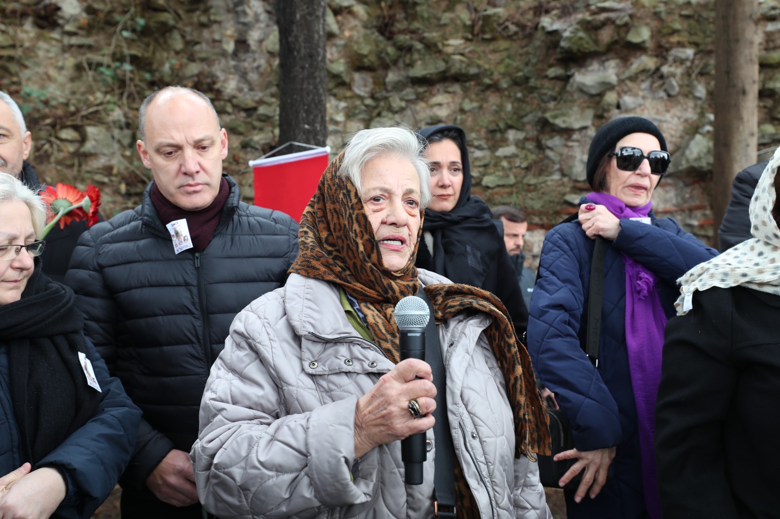 Efsane Başkan Leyla Atakan ve yol arkadaşları kabri başında anıldı (5)