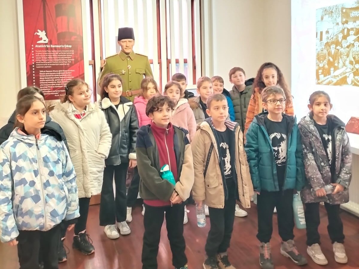 İzmit Belediyesi Atatürk ve Milli Mücadele Anı Evi ziyaretçi rekoru kırdı! (6)
