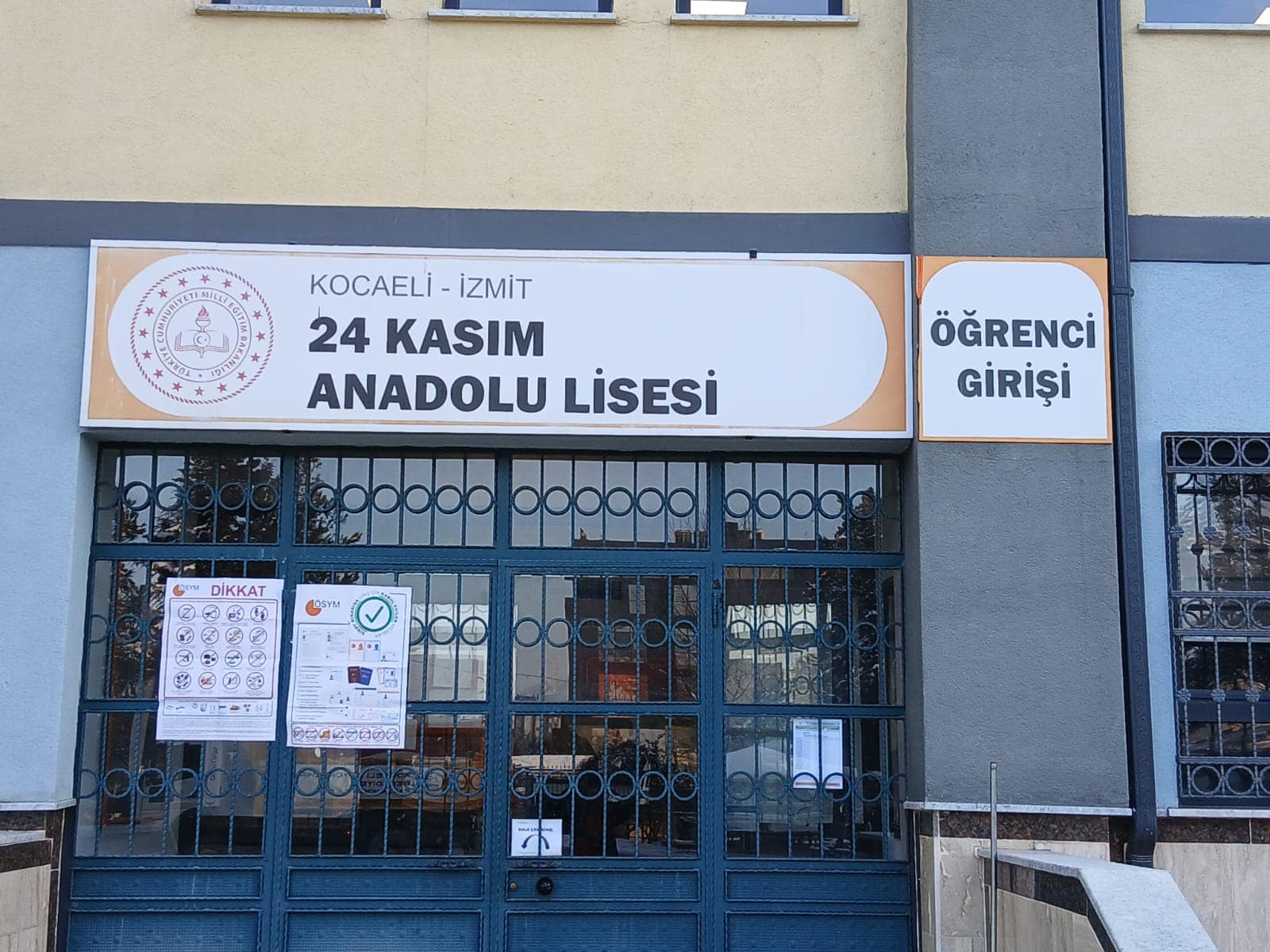 Izmit Belediyesinden Askeri Ögrenci Belirleme Sinavi öncesi okullarda (4)