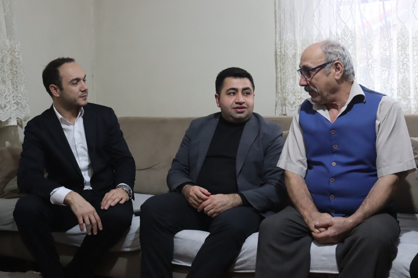 Izmit Belediyesinden gazilerimiz ve sehit ailelerine vefa ziyareti (3)