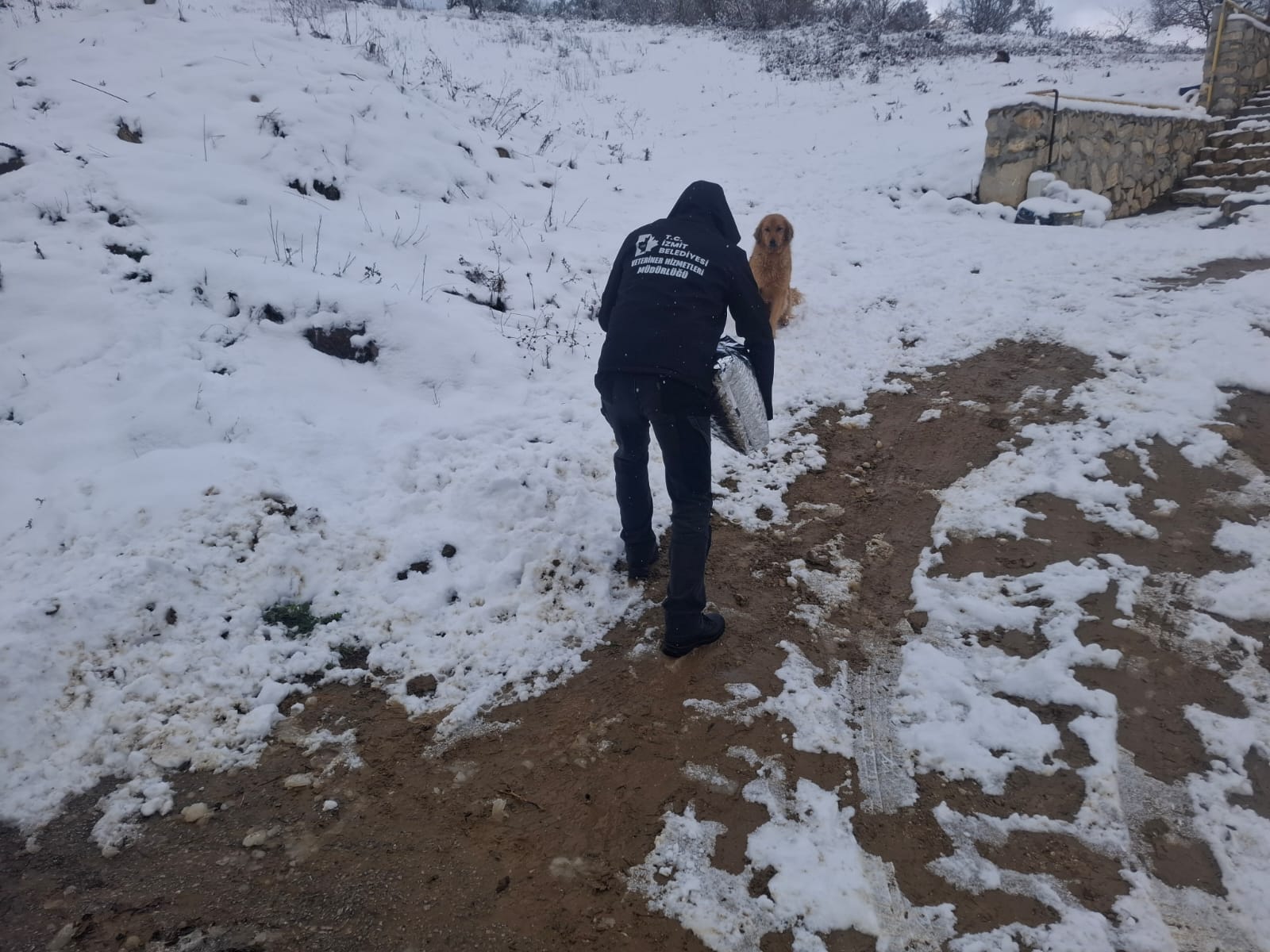 İzmit Belediyesinden soğuk günlerde sıcak destek (5)