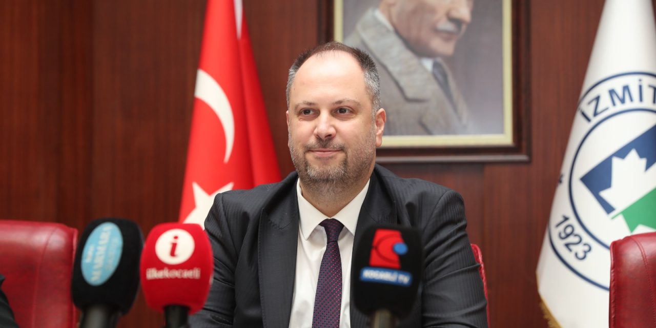 MEHMET ÜMİT KÜÇÜKKAYA: İZMİT BELEDİYESİNİN VATANDAŞA BAŞ SAĞLIĞI DİLEME HAKKI VAR
