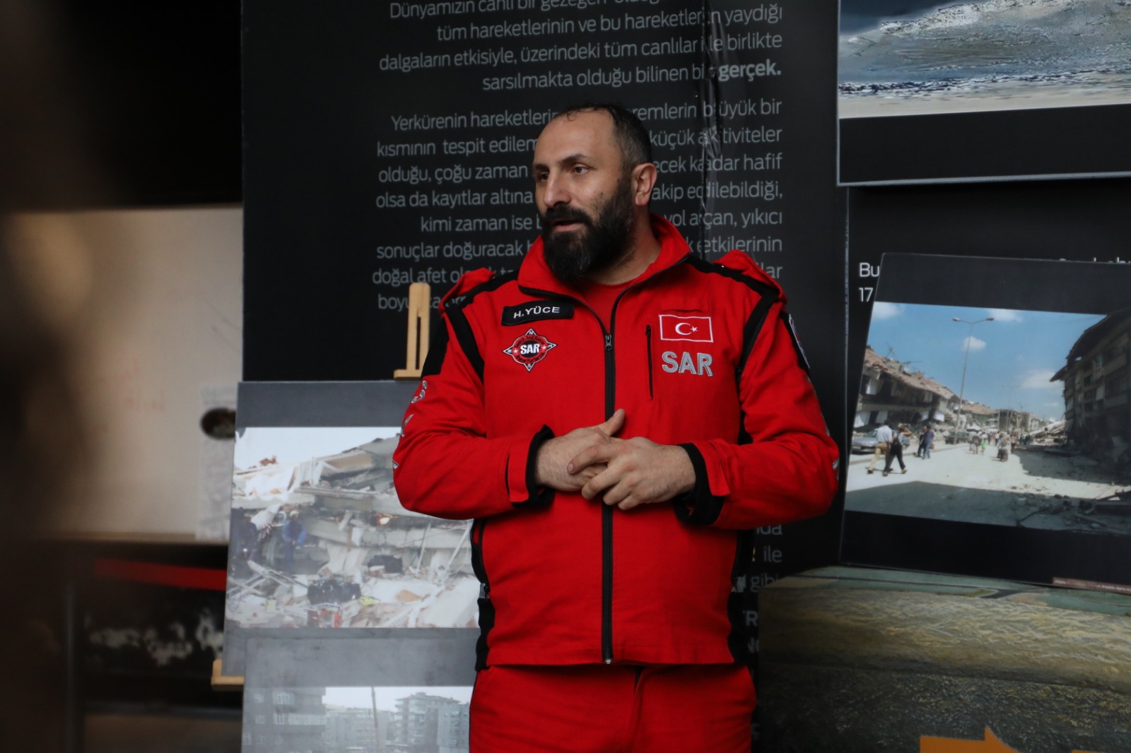 SAR, üyelerine 17 Ağustos Deprem Anma ve Farkındalık Müzesini tanıttı (4)