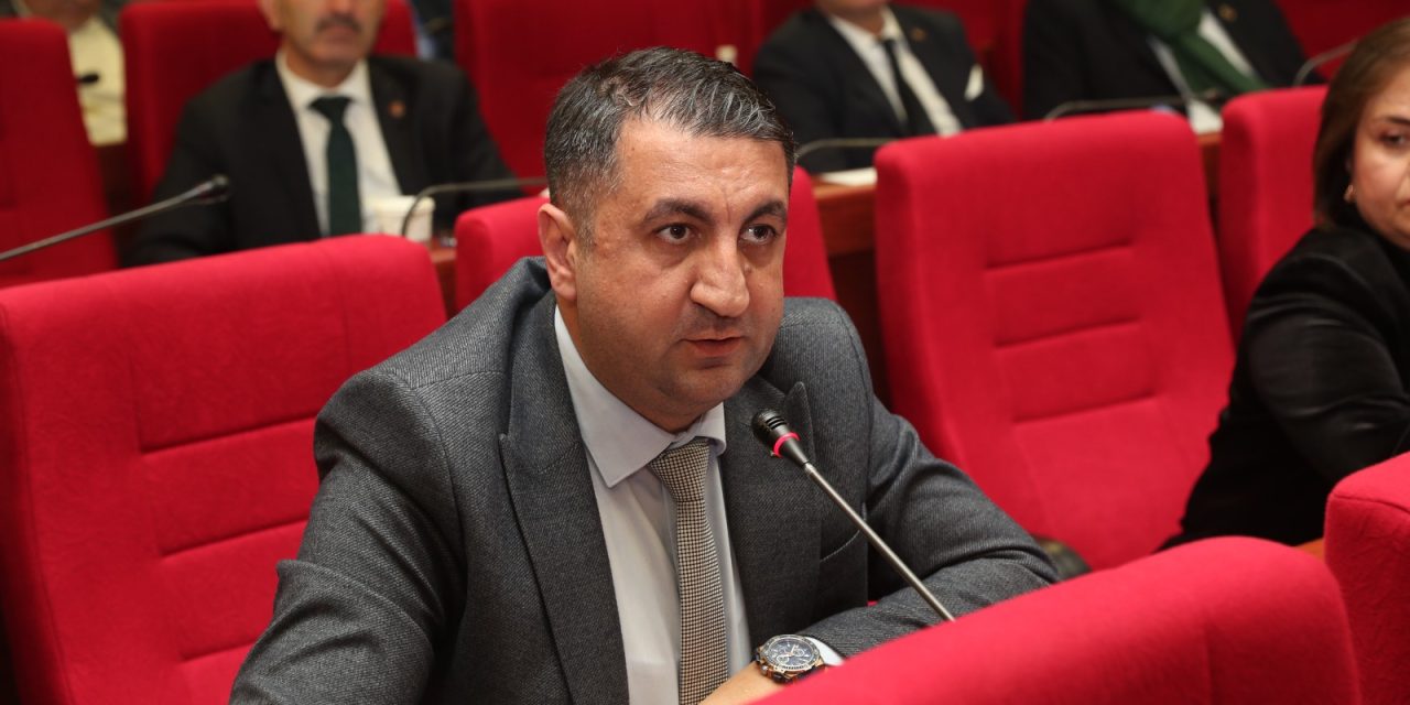 CHP’Lİ SERDAR ATASEVER: BÜYÜKŞEHİR CENAZE YAKINLARININ BİLGİ PAYLAŞIMINI NEDEN KESTİ BİLMİYORUZ!