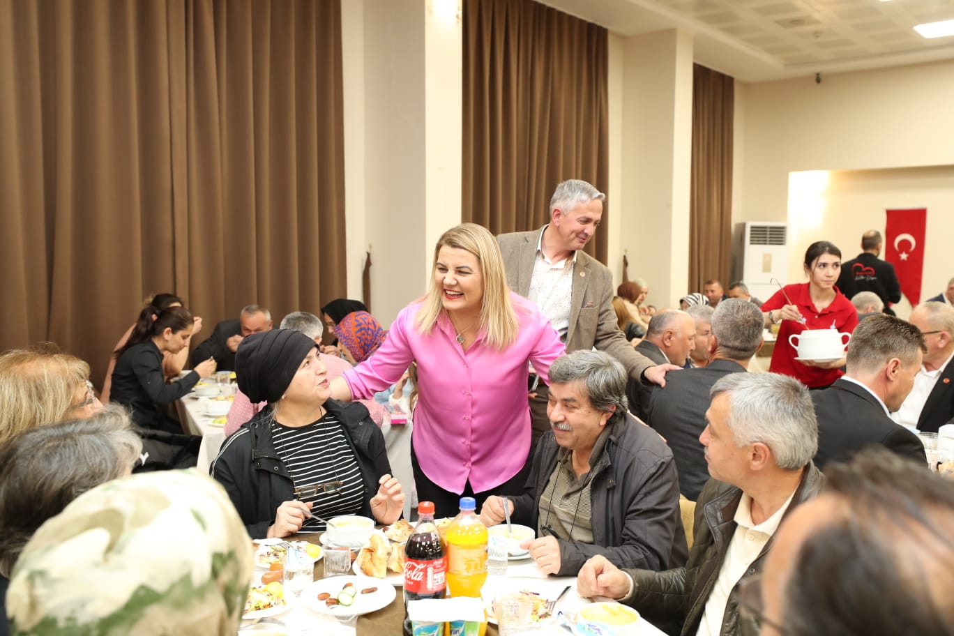 Başkan Hürriyet, muhtarlarla iftar programında buluştu (2)