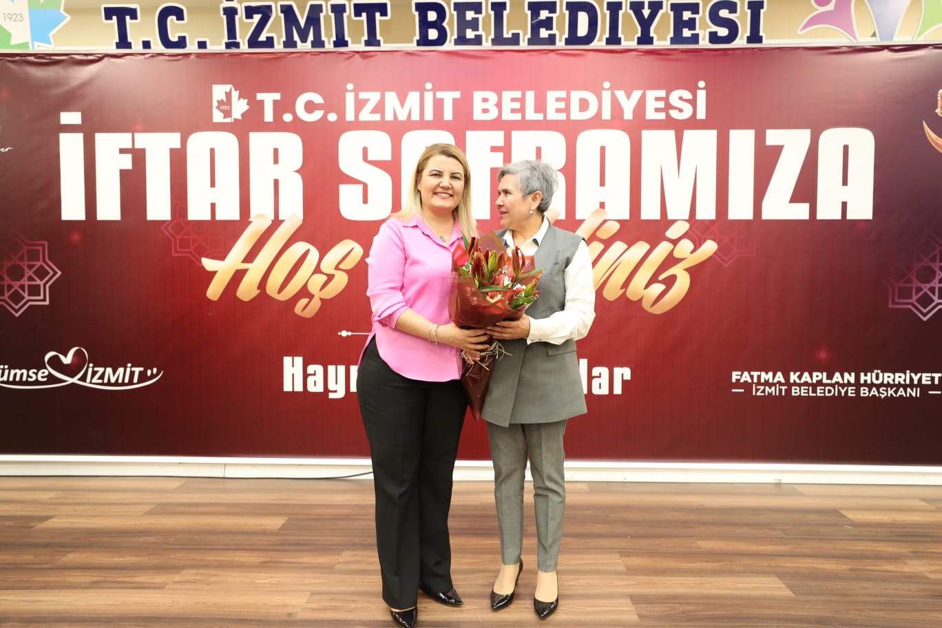 Başkan Hürriyet, muhtarlarla iftar programında buluştu (7)