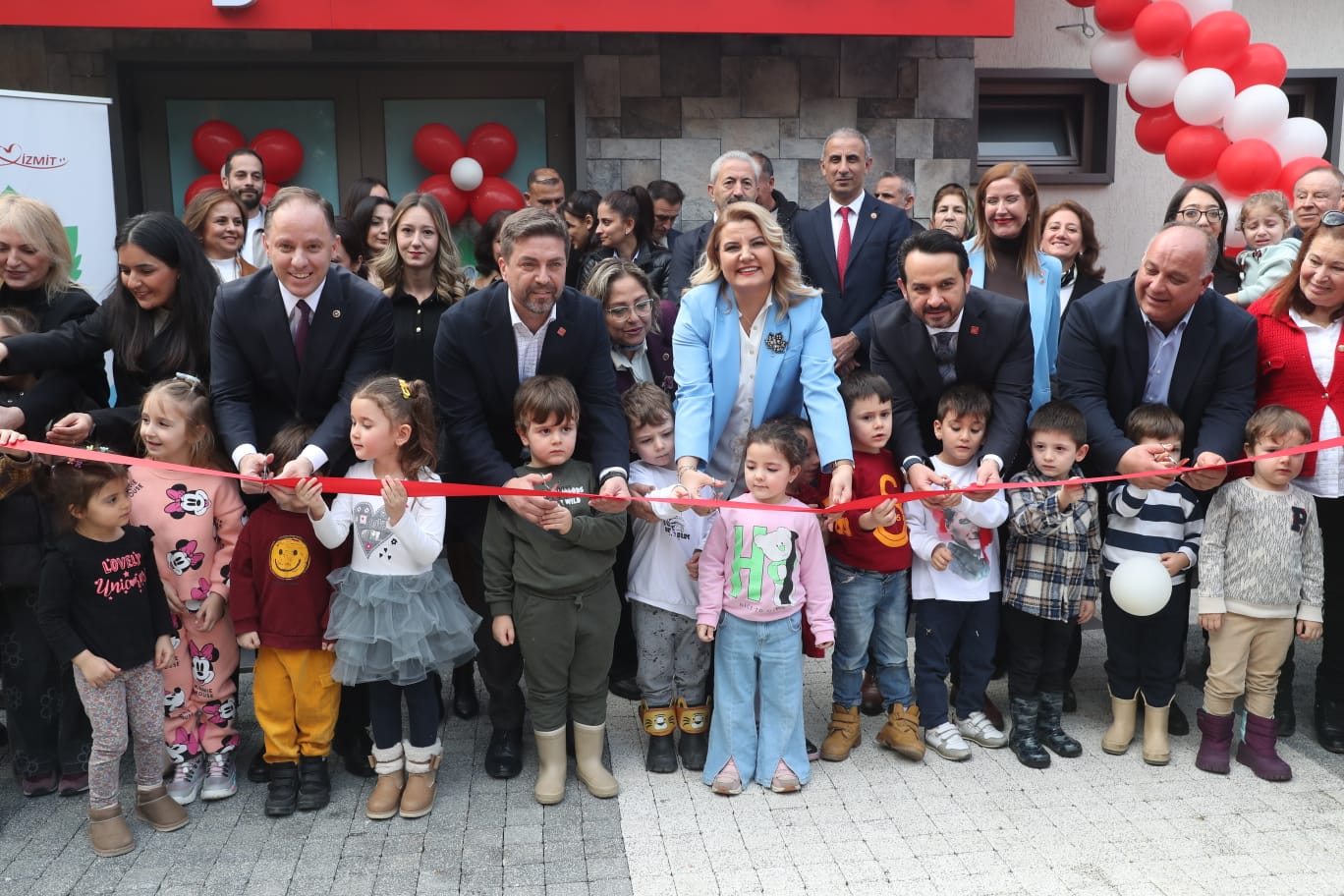 Havva Kolaylı Çınar Çocuk Evi açıldı (5)