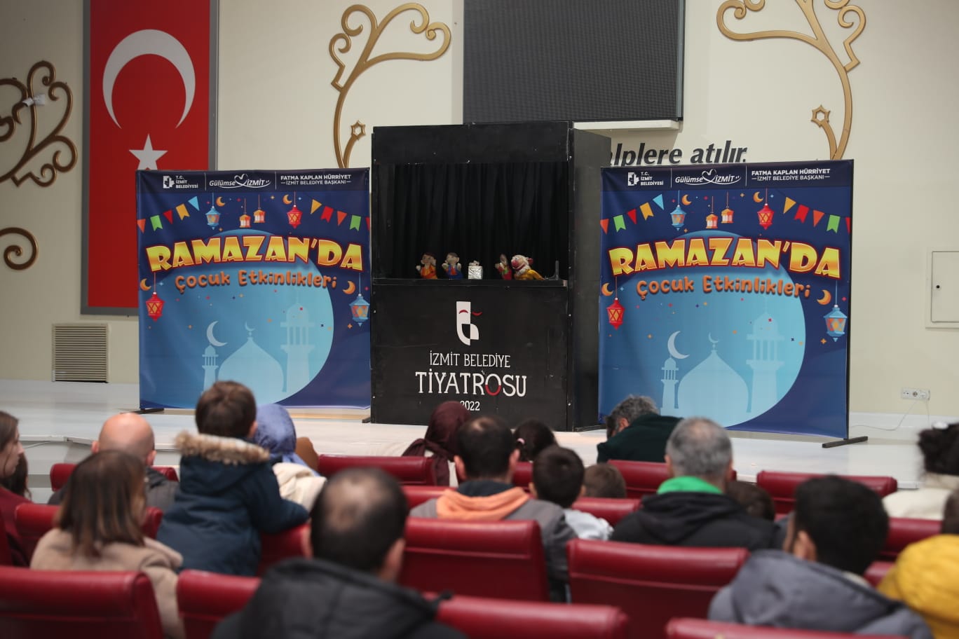 Izmit Belediyesinin Ramazan etkinliklerinde çocuklar doyasiya eglendi (4)