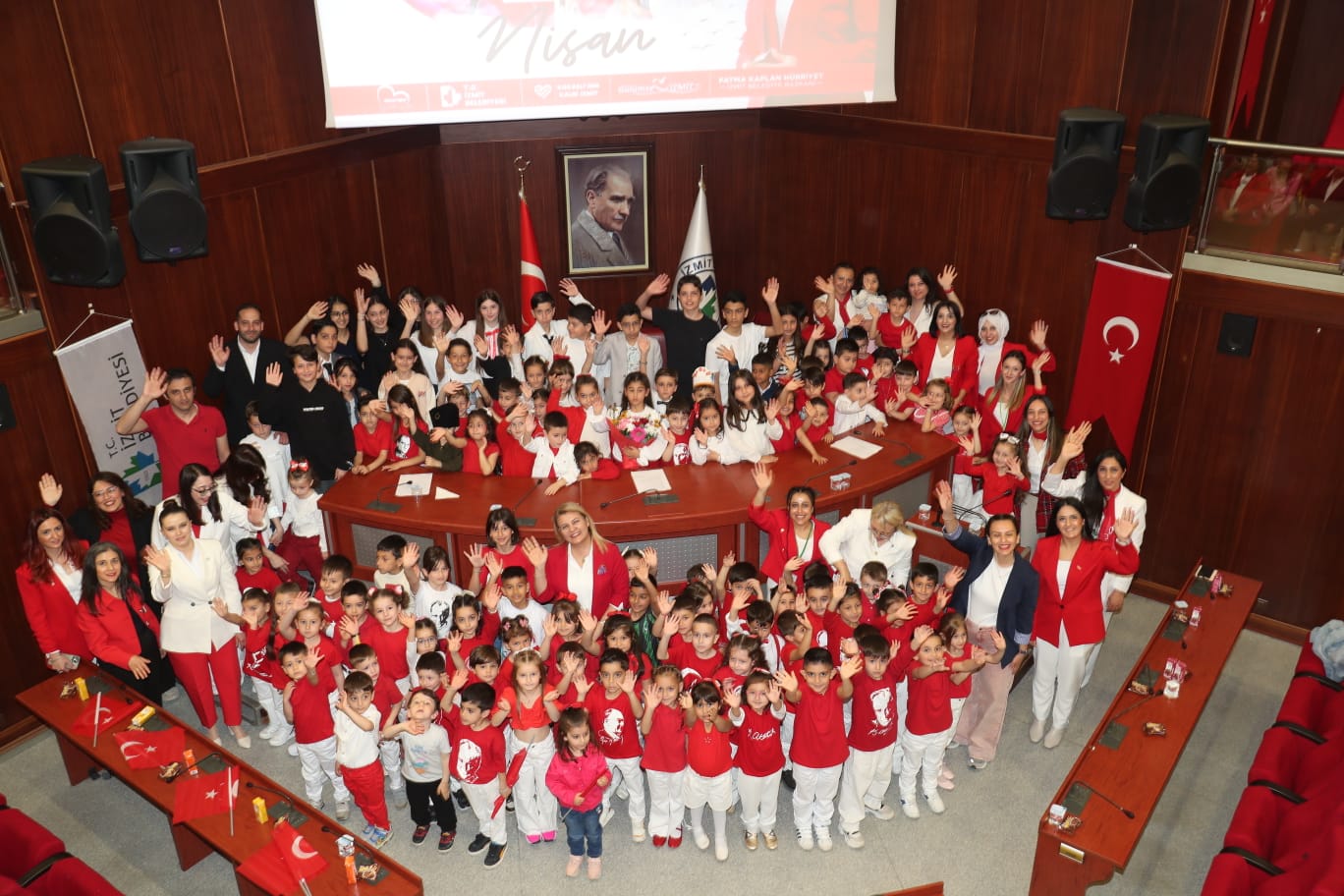 23 Nisan Ulusal Egemenlik ve Çocuk Bayrami özel meclis oturumu (1)