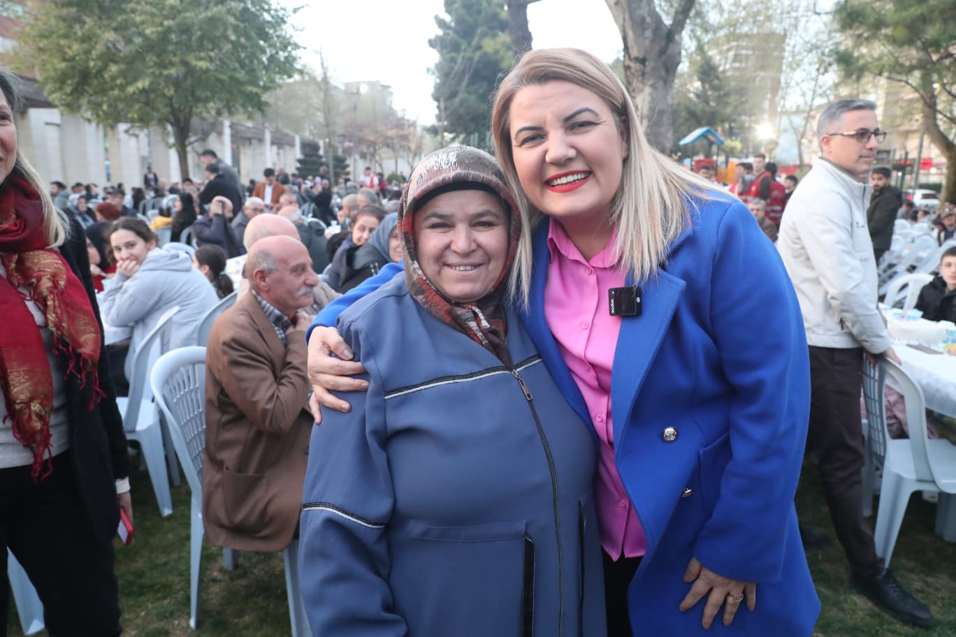 Baskan Hürriyet Gebzeli vatandaslarla halk iftarinda bulustu (3)