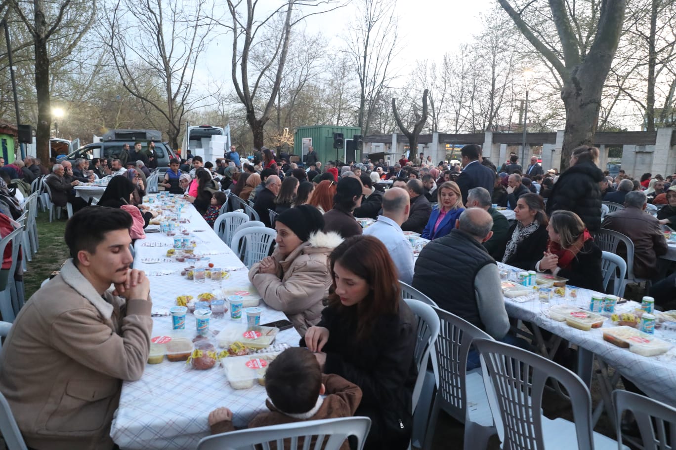 Baskan Hürriyet Gebzeli vatandaslarla halk iftarinda bulustu (5)