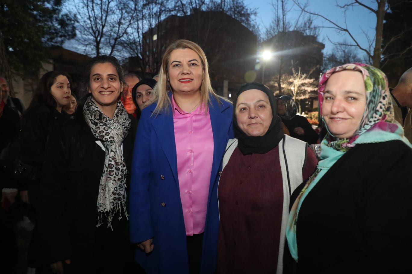 Baskan Hürriyet Gebzeli vatandaslarla halk iftarinda bulustu (9)
