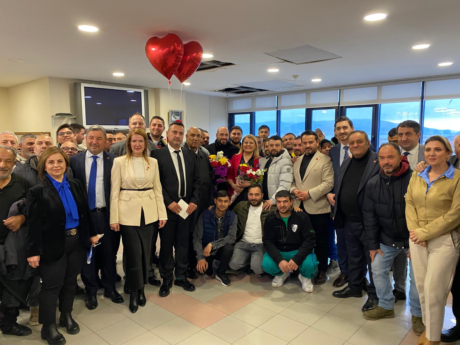 Baskan Hürriyet ve Roman Vatandaslar Hatira Fotografi