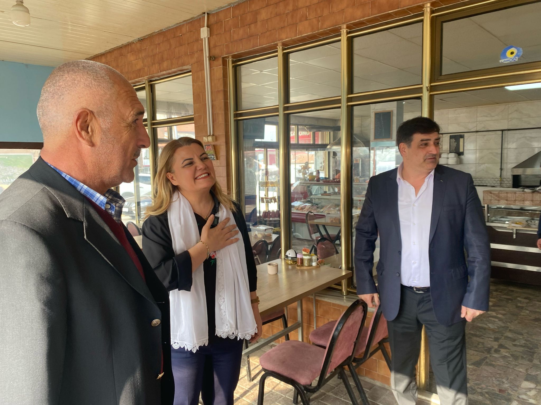 Fatma Baskan, Akmese esnafina hayirli isler diledi (7)