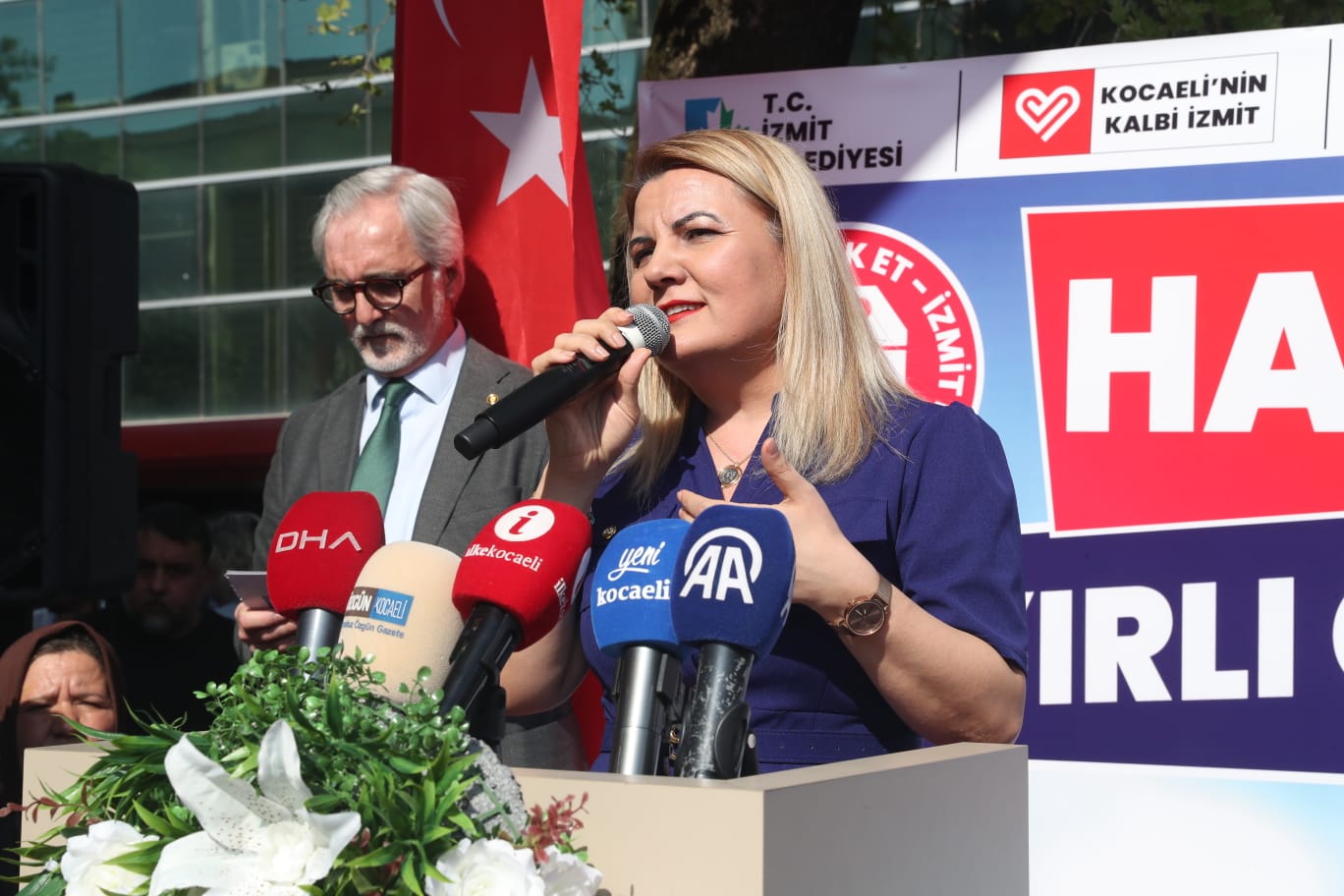 Izmit Belediye Baskani Fatma Kaplan Hürriyet (2)