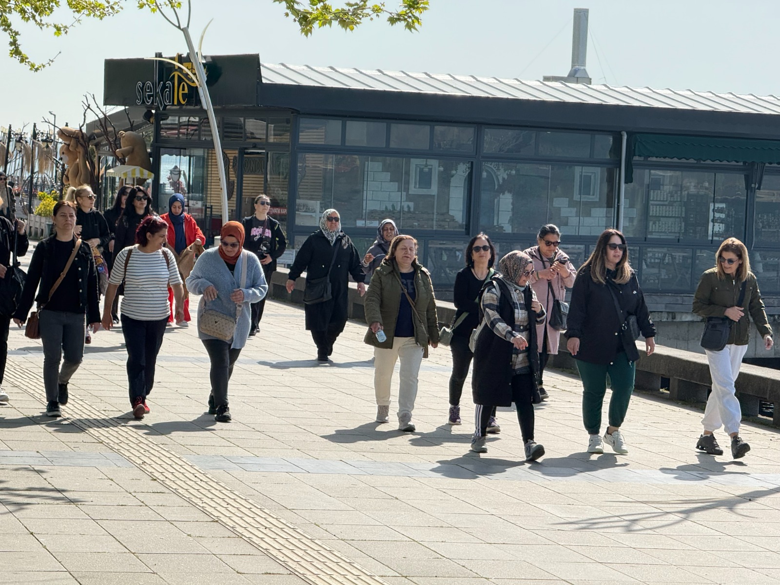 İzmitliler, ‘Sağlıklı Yaşam Yürüyüşü’nde nefes aldı (4)