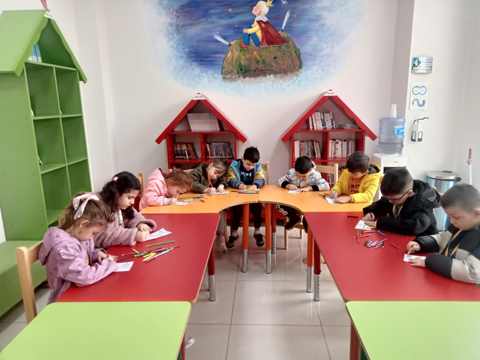 Öğrenciler İZGİM Çocuk Kütüphanesinde kitaplarla buluştu (3)