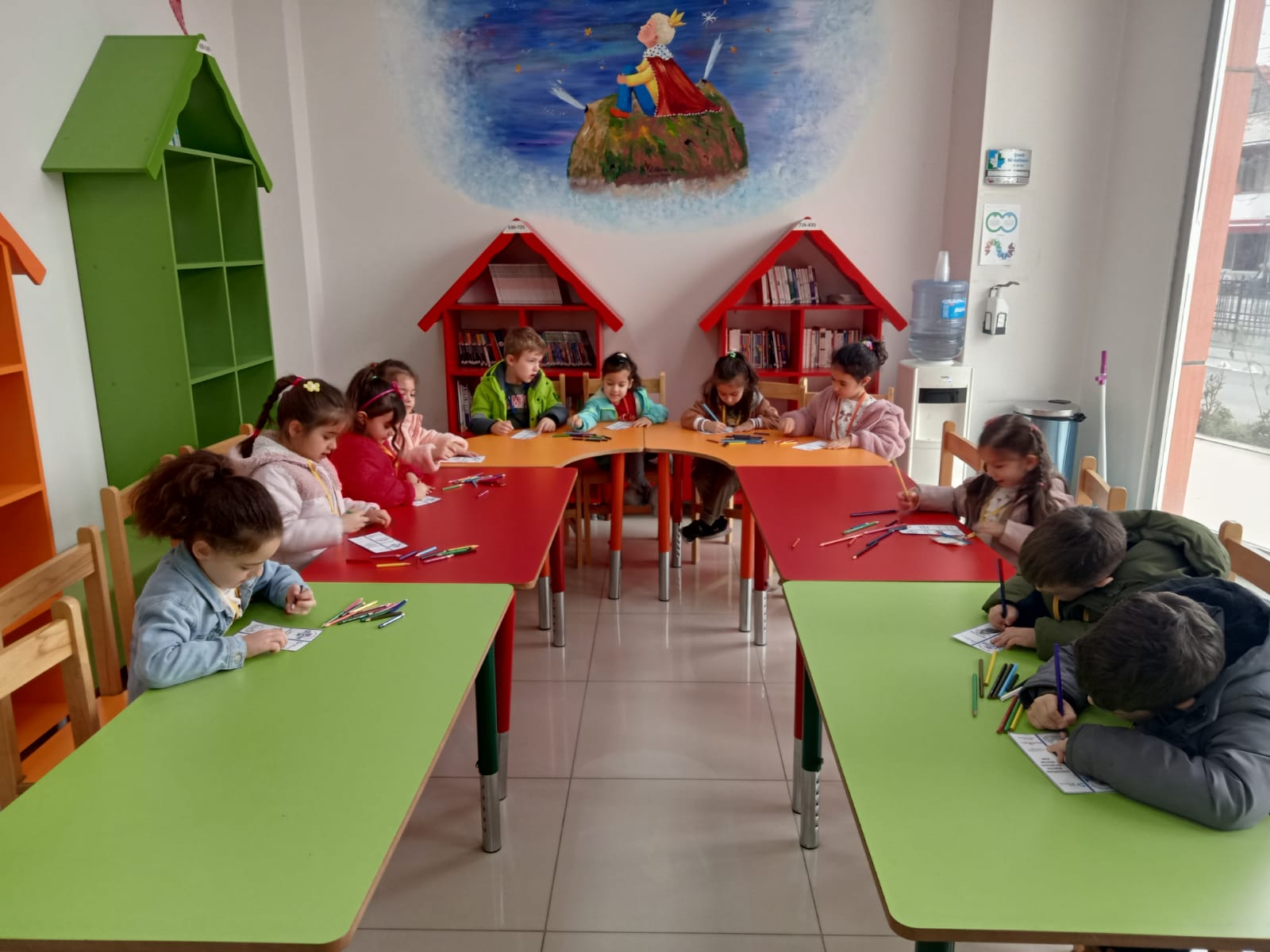 Öğrenciler İZGİM Çocuk Kütüphanesinde kitaplarla buluştu (4)