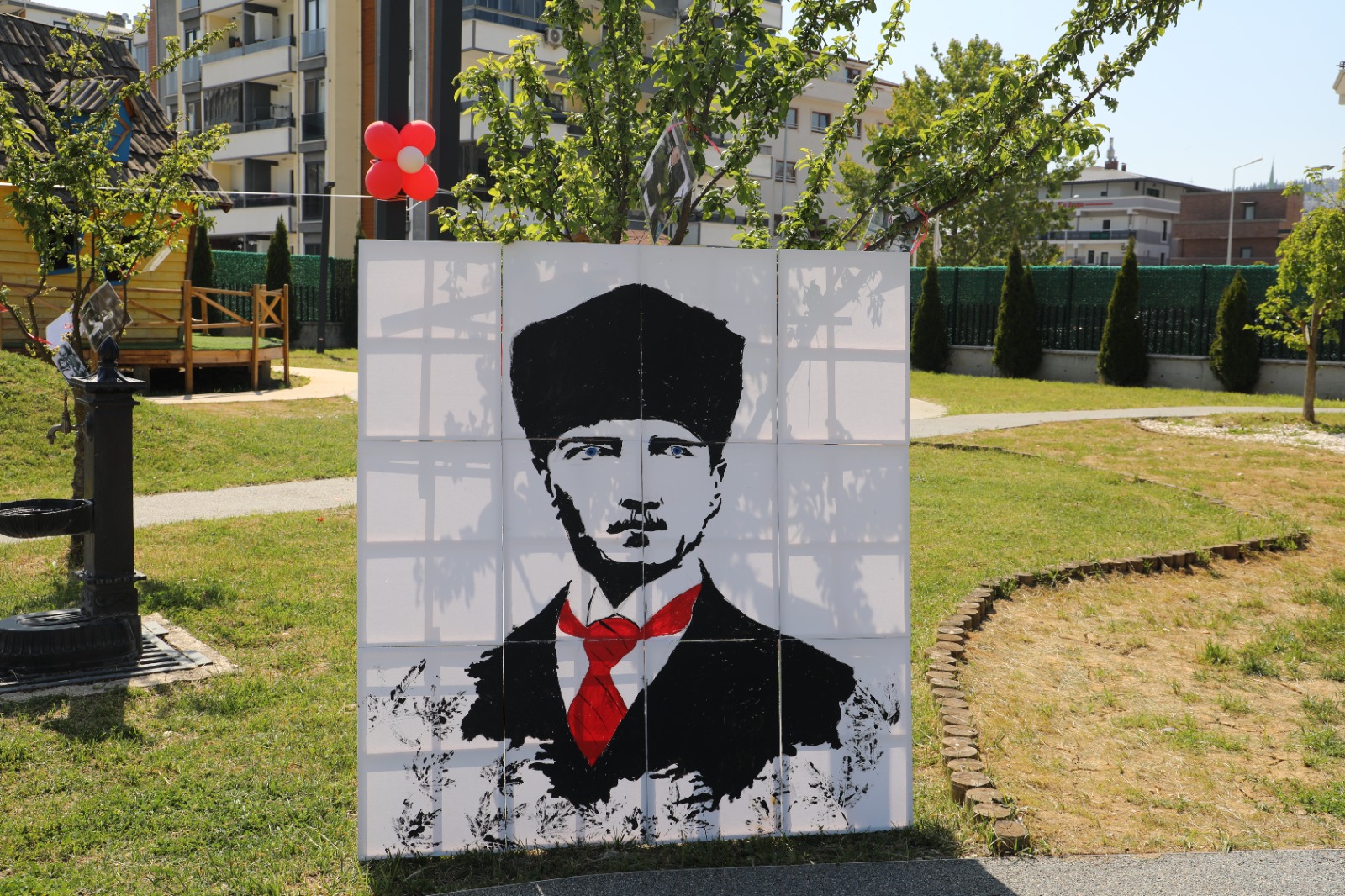 Tüysüzler ve Yesilova Çinar Çocuk Evi'nde 23 Nisan coskusu doyasiya kutlandi (7)