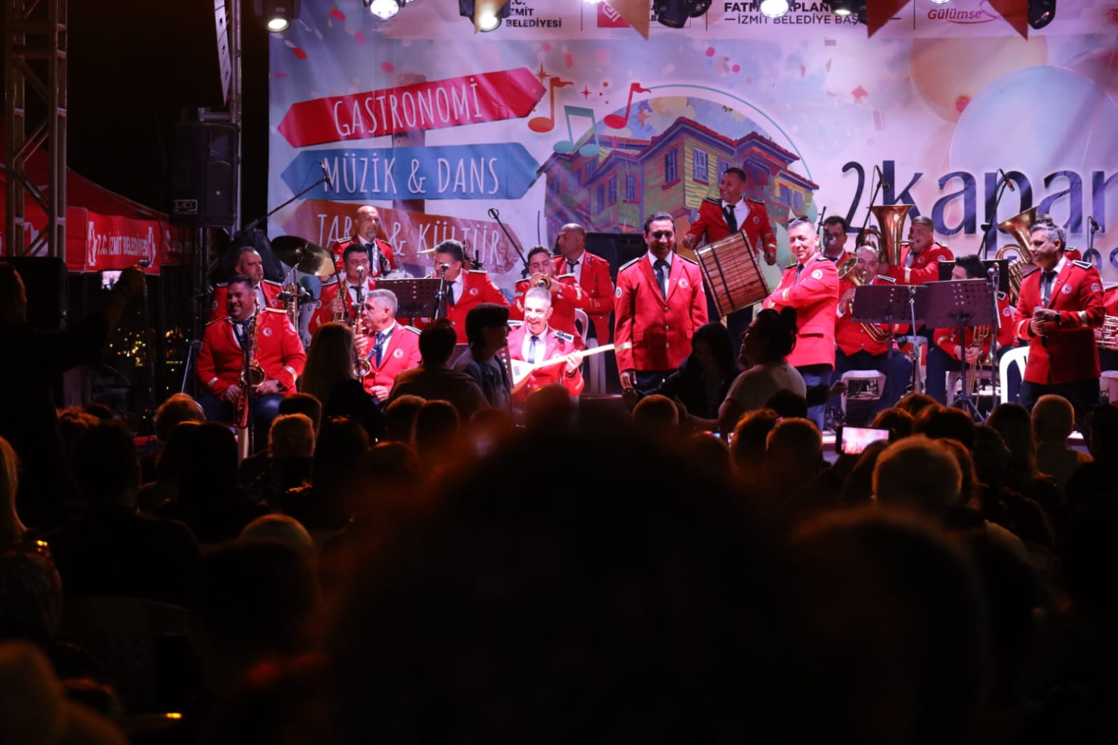 2. Kapanca Sokak Festivali'nde Edirne Belediye Bandosu rüzgari esti (5)