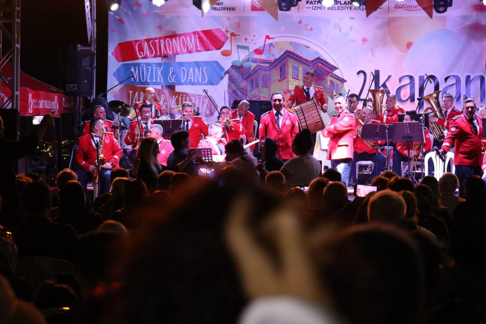 2. Kapanca Sokak Festivali'nde Edirne Belediye Bandosu rüzgari esti (7)