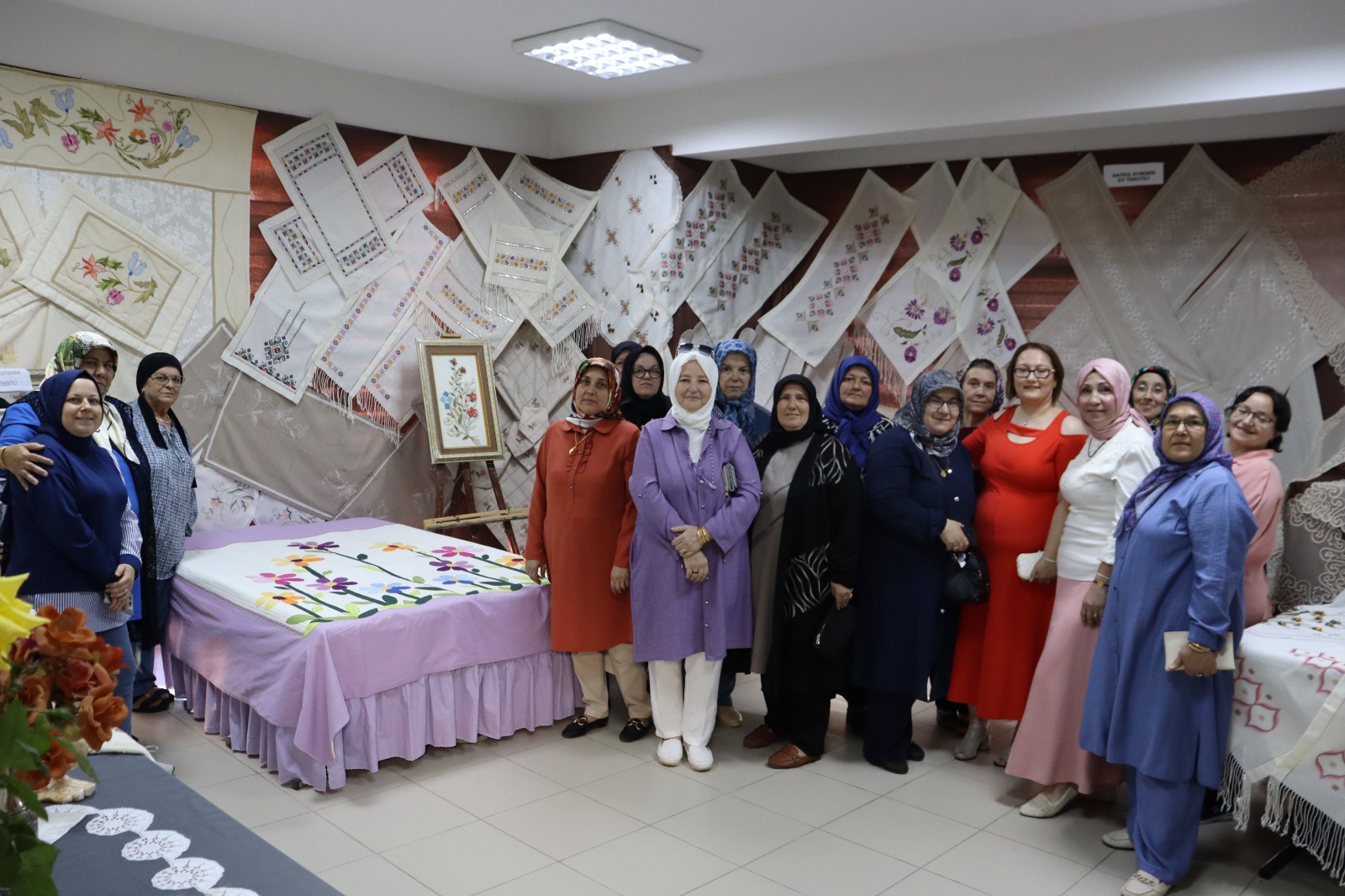 Akmese'de kadin emegi sergide bulustu (10)