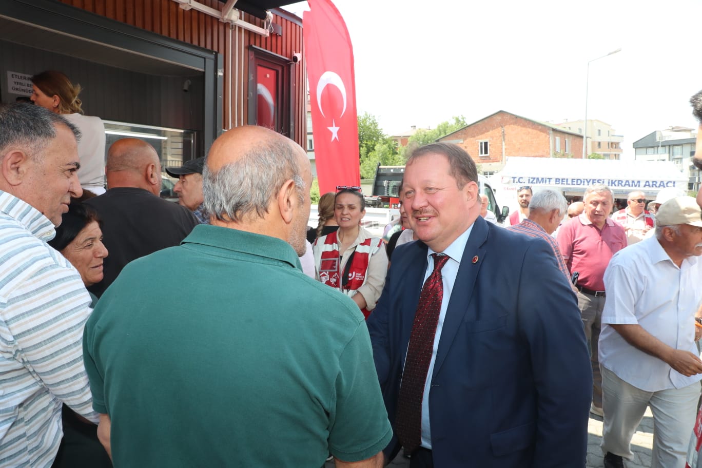 Halk Et Mobil bu kez Çayırova'da (2)