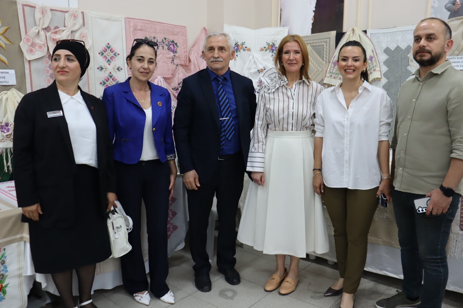 IZMEK'ten muhtesem defile ve yilsonu sergisi (9)